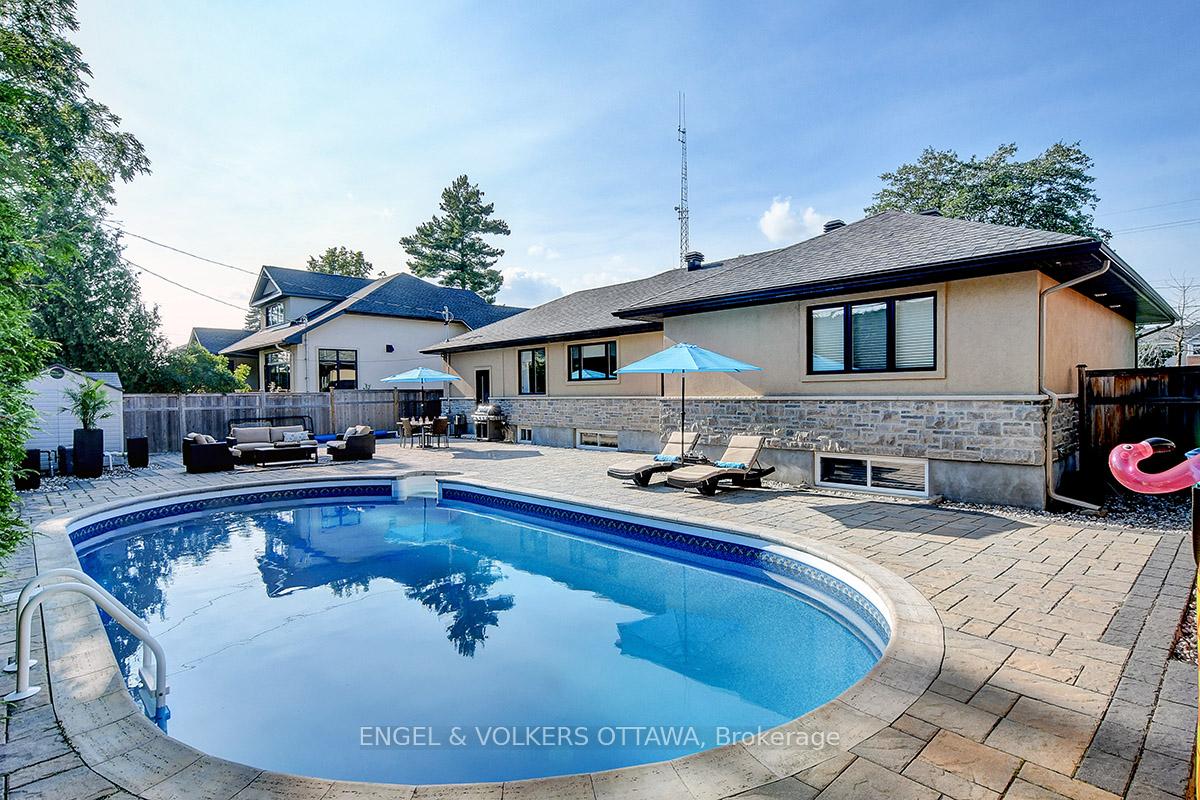 Photo 6 of 1438 Randall Avenue, Ottawa, Alta Vista — HOMEH
