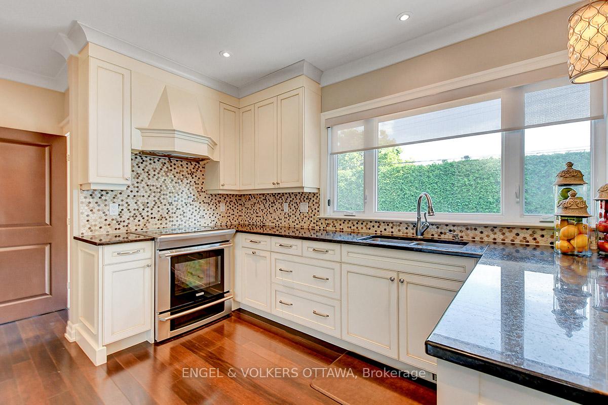 Photo 32 of 1438 Randall Avenue, Ottawa, Alta Vista — HOMEH