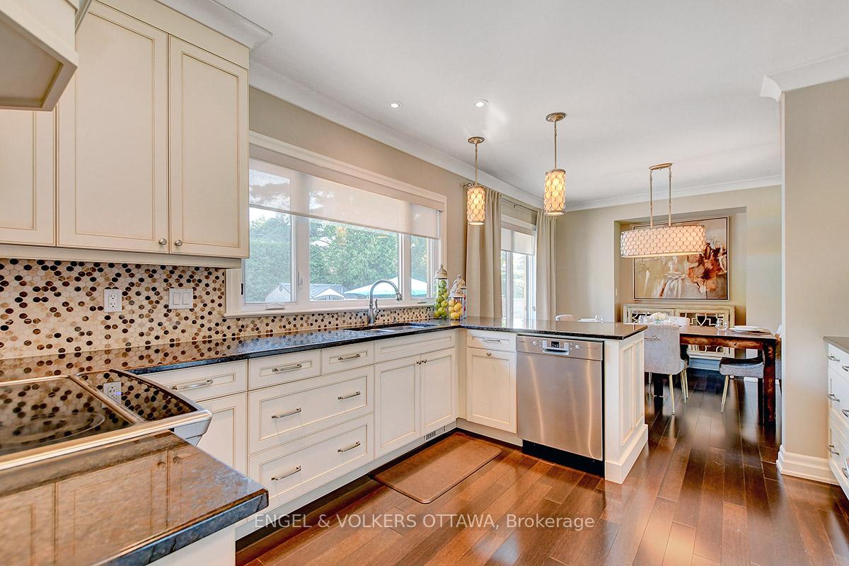 Photo 12 of 1438 Randall Avenue, Ottawa, Alta Vista — HOMEH