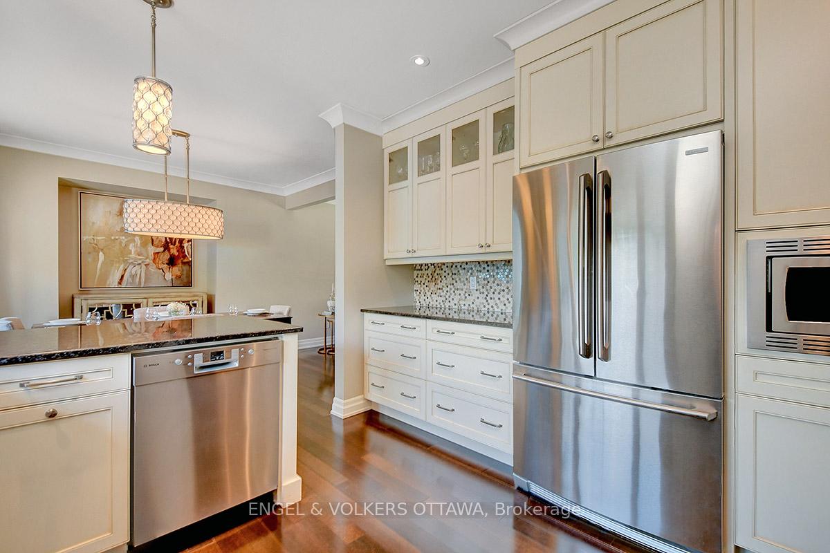 Photo 11 of 1438 Randall Avenue, Ottawa, Alta Vista — HOMEH