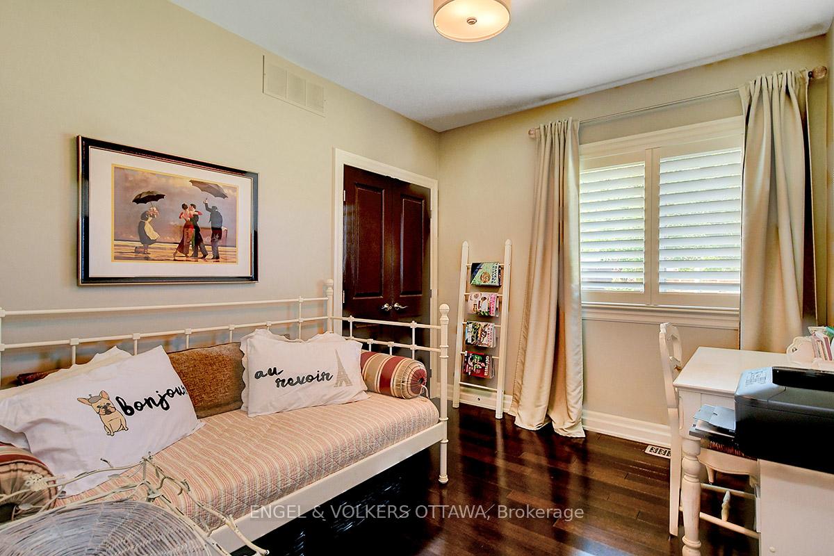 Photo 21 of 1438 Randall Avenue, Ottawa, Alta Vista — HOMEH