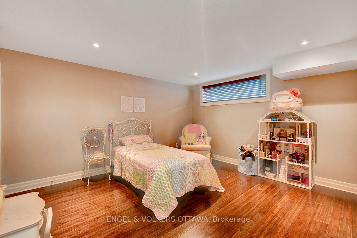 Photo 33 of 1438 Randall Avenue, Ottawa, Alta Vista — HOMEH