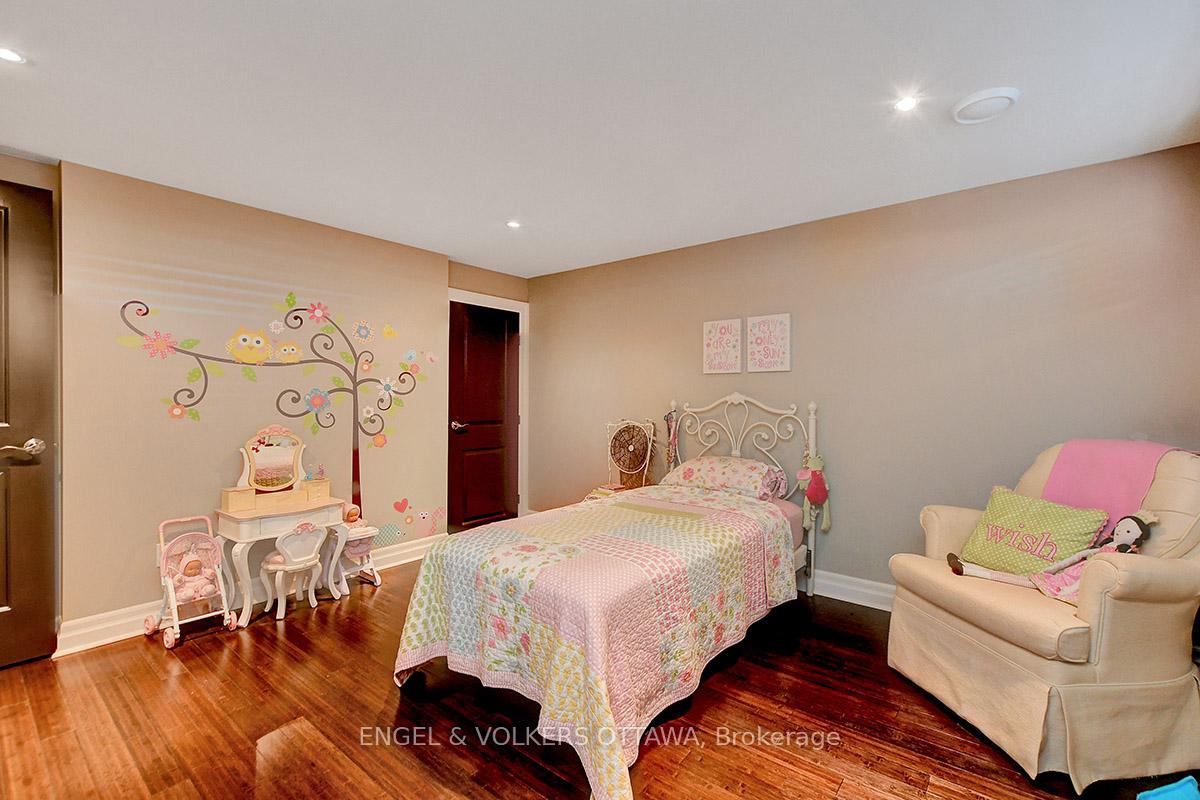 Photo 35 of 1438 Randall Avenue, Ottawa, Alta Vista — HOMEH