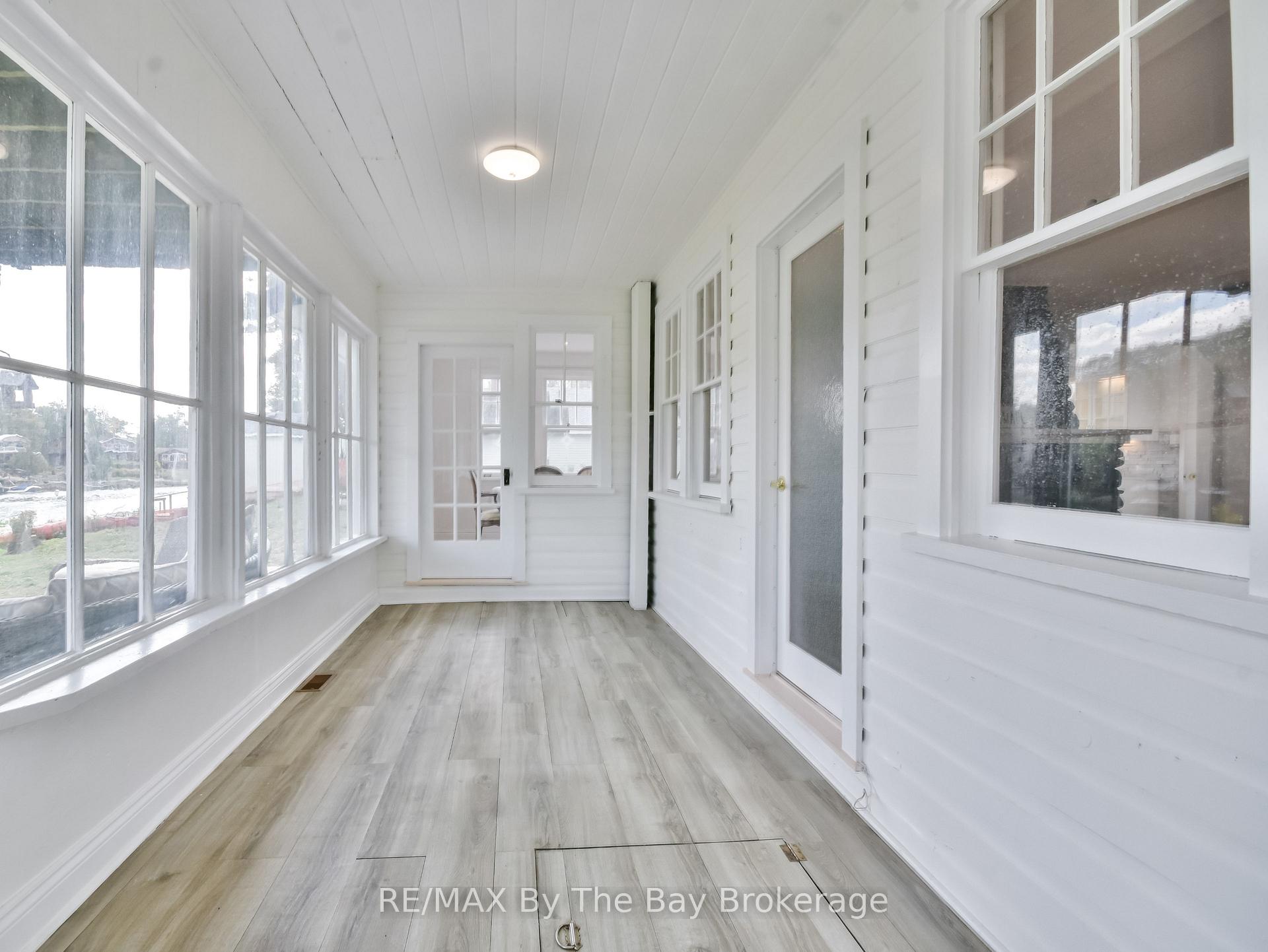Photo 15 of 1067 Mosley Street, Wasaga Beach — HOMEH