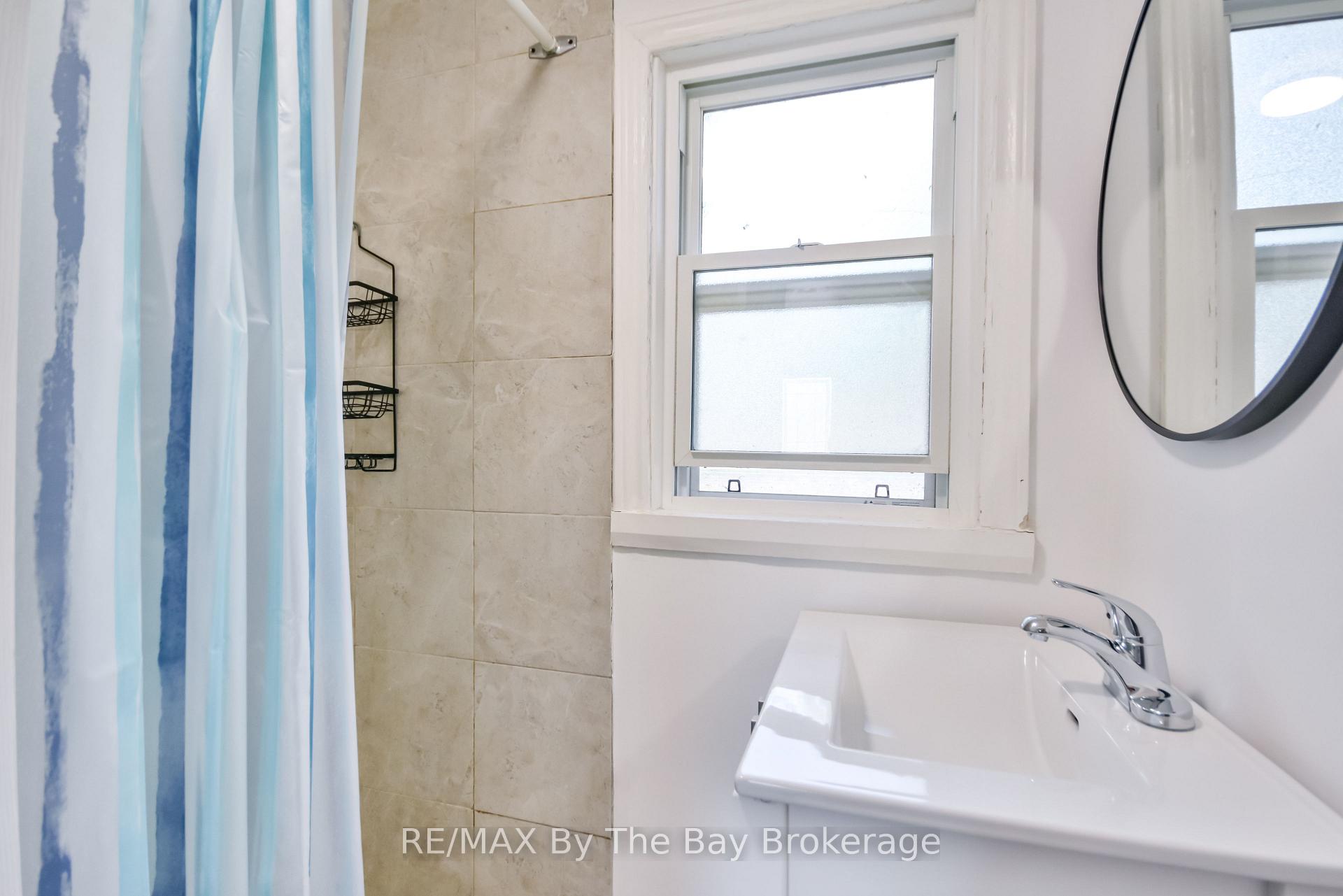 Photo 41 of 1067 Mosley Street, Wasaga Beach — HOMEH