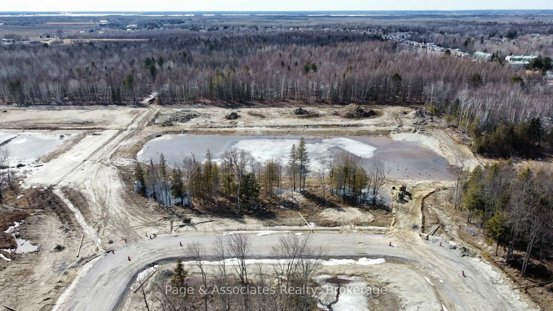 Photo 4 of 29 Brianne Court, West Nipissing, Sturgeon Falls — HOMEH