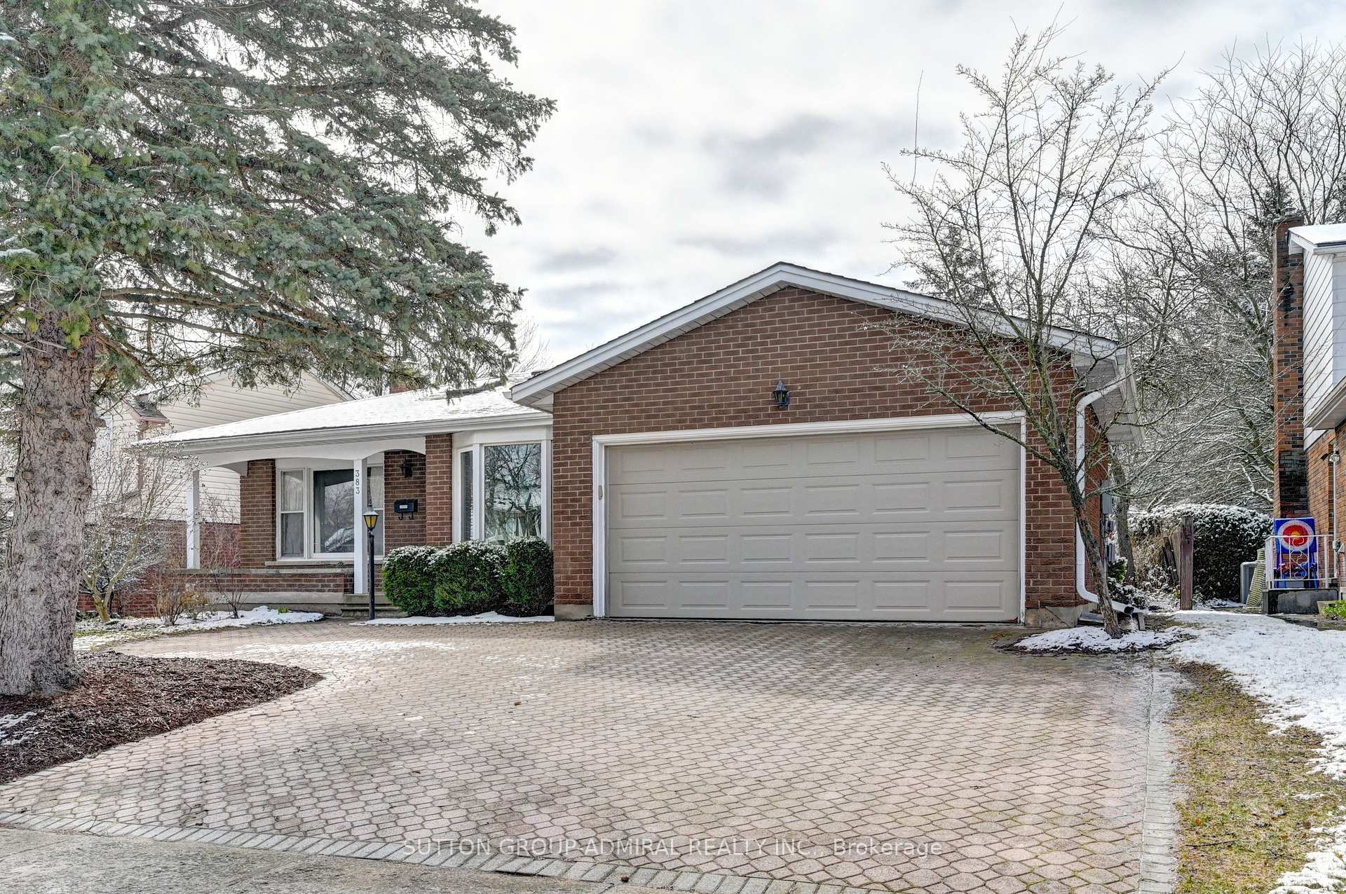 Photo 2 of 383 Stillmeadow Circle, Waterloo — HOMEH