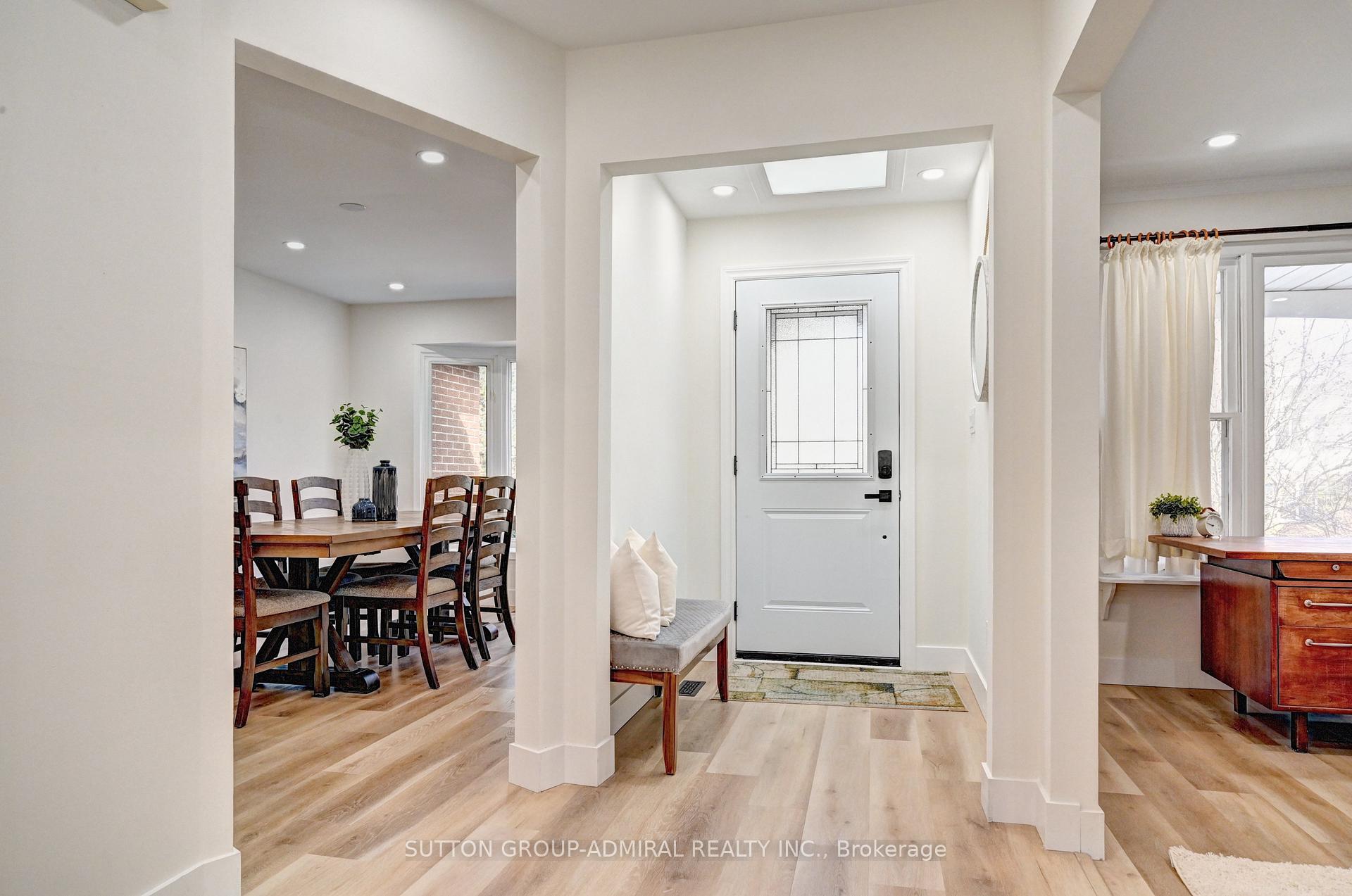 Photo 6 of 383 Stillmeadow Circle, Waterloo — HOMEH