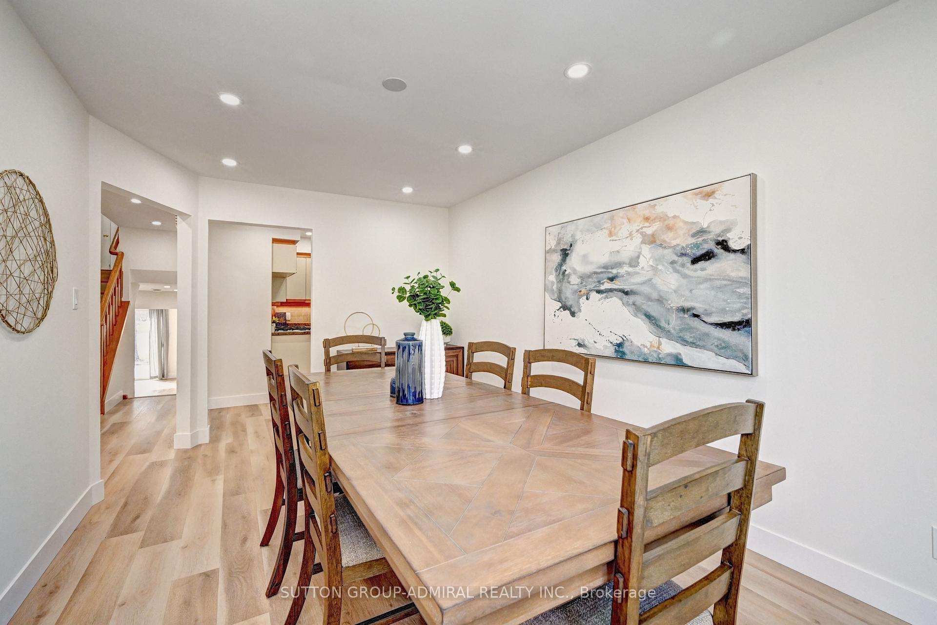 Photo 12 of 383 Stillmeadow Circle, Waterloo — HOMEH