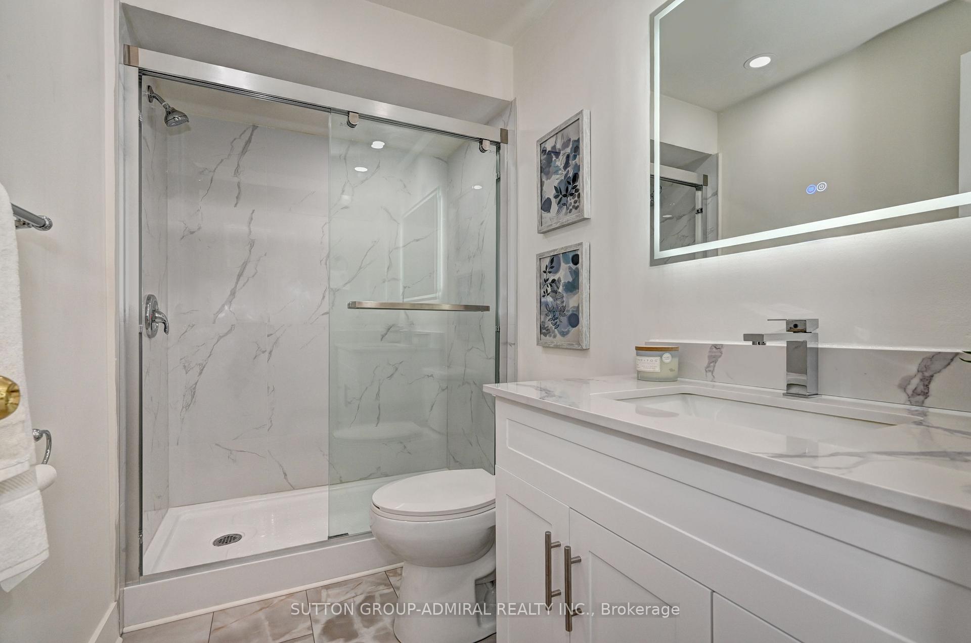 Photo 32 of 383 Stillmeadow Circle, Waterloo — HOMEH