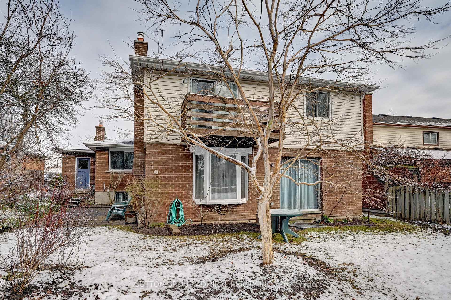 Photo 46 of 383 Stillmeadow Circle, Waterloo — HOMEH