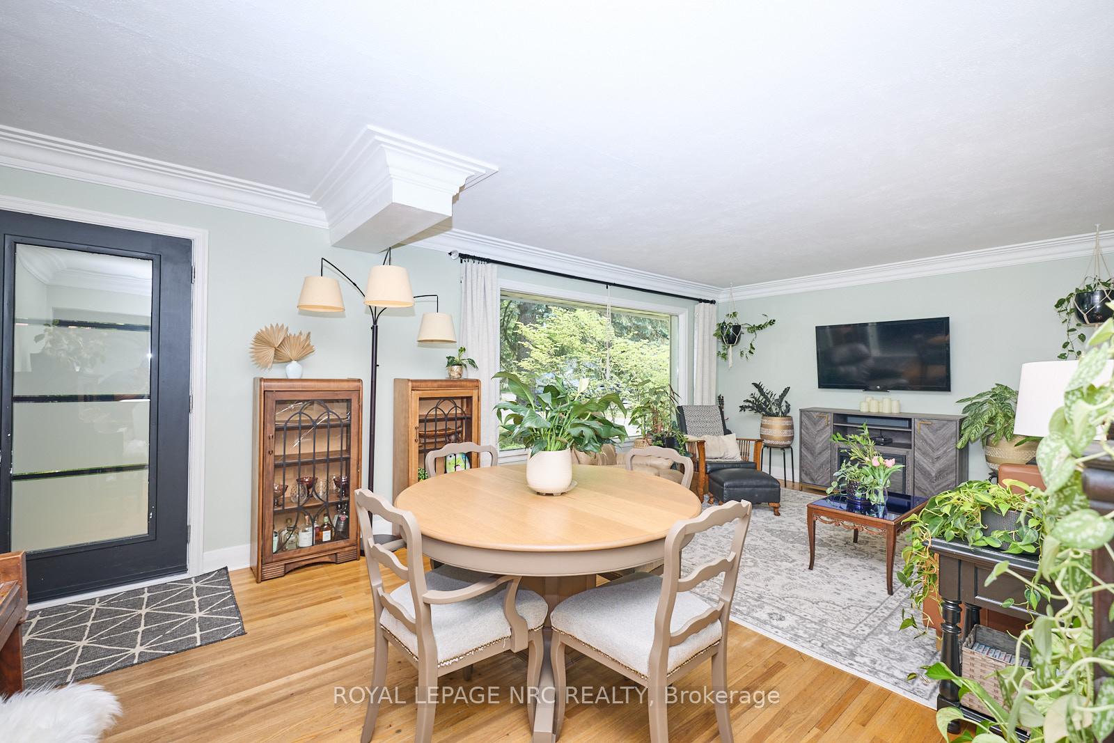 Photo 13 of 143 Gadsby Avenue, Welland, N. Welland — HOMEH