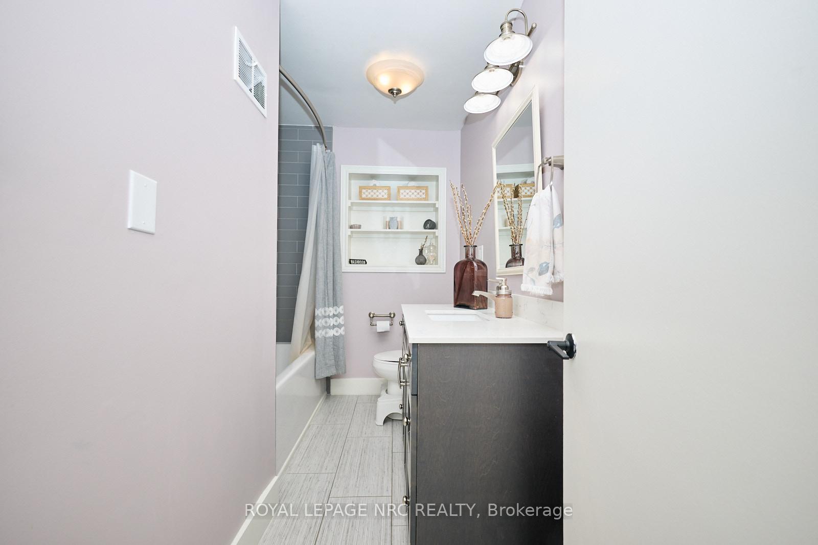 Photo 21 of 143 Gadsby Avenue, Welland, N. Welland — HOMEH