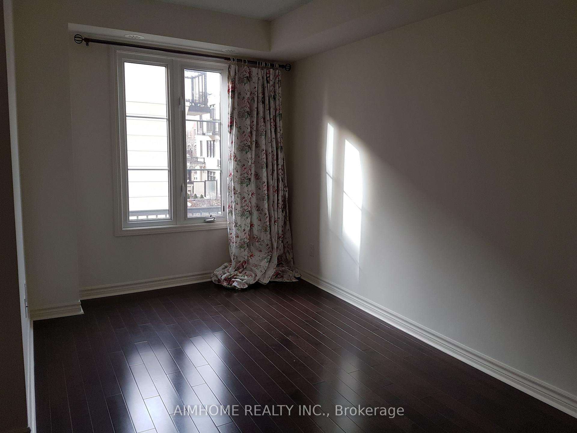Photo 10 of Unit 46, 7 Brighton Place, Vaughan, Crestwood-Springfarm-Yorkhill — HOMEH