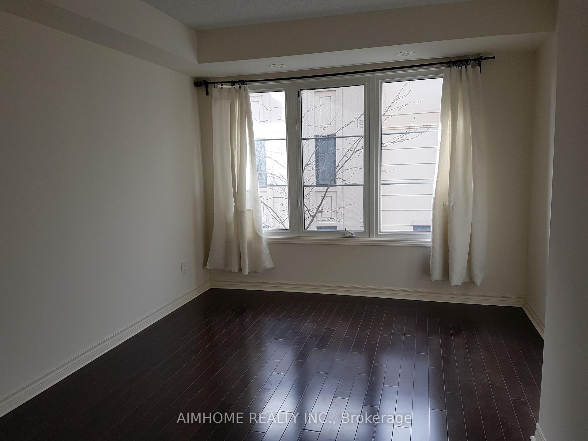 Photo 11 of Unit 46, 7 Brighton Place, Vaughan, Crestwood-Springfarm-Yorkhill — HOMEH