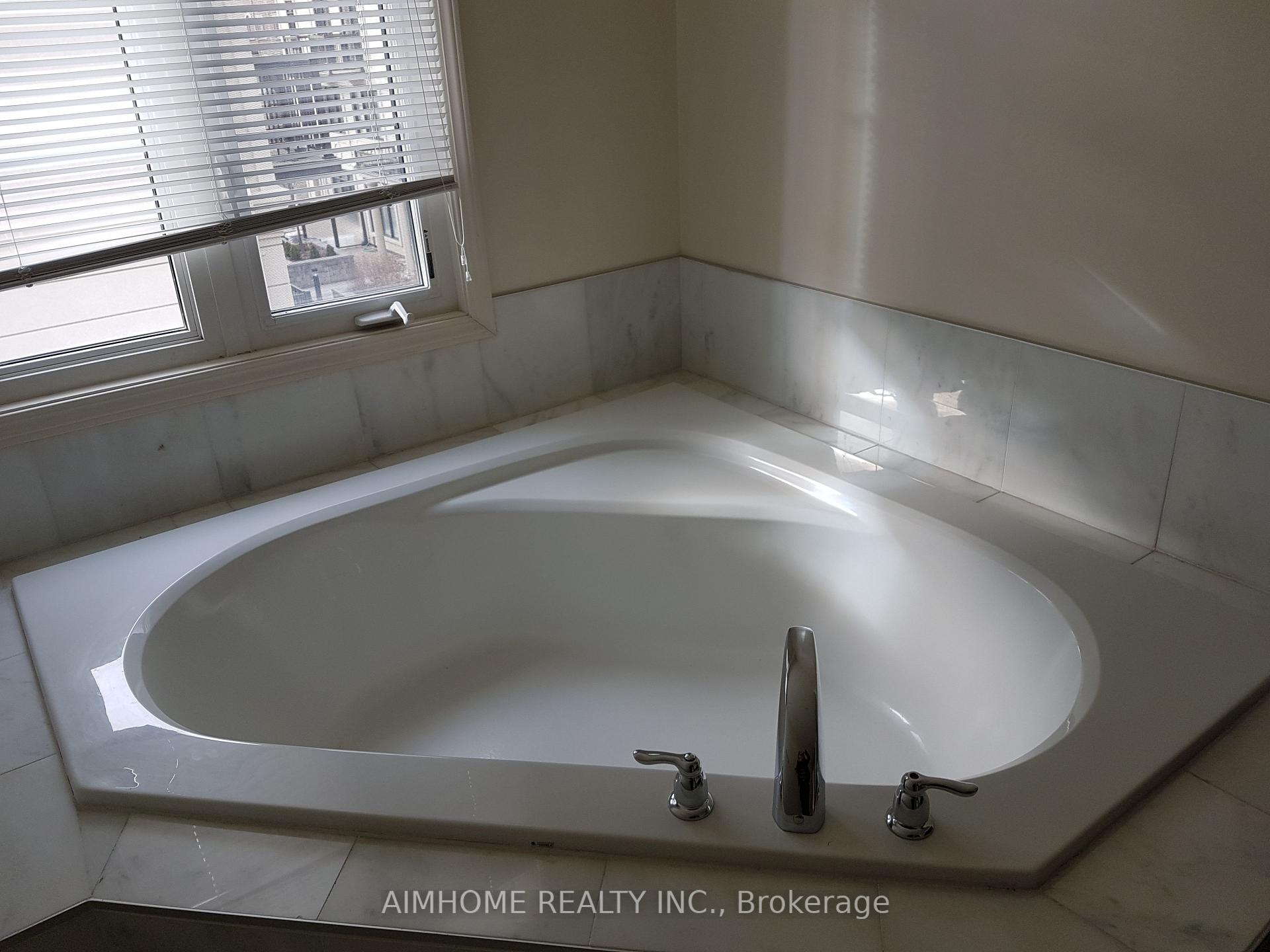 Photo 21 of Unit 46, 7 Brighton Place, Vaughan, Crestwood-Springfarm-Yorkhill — HOMEH