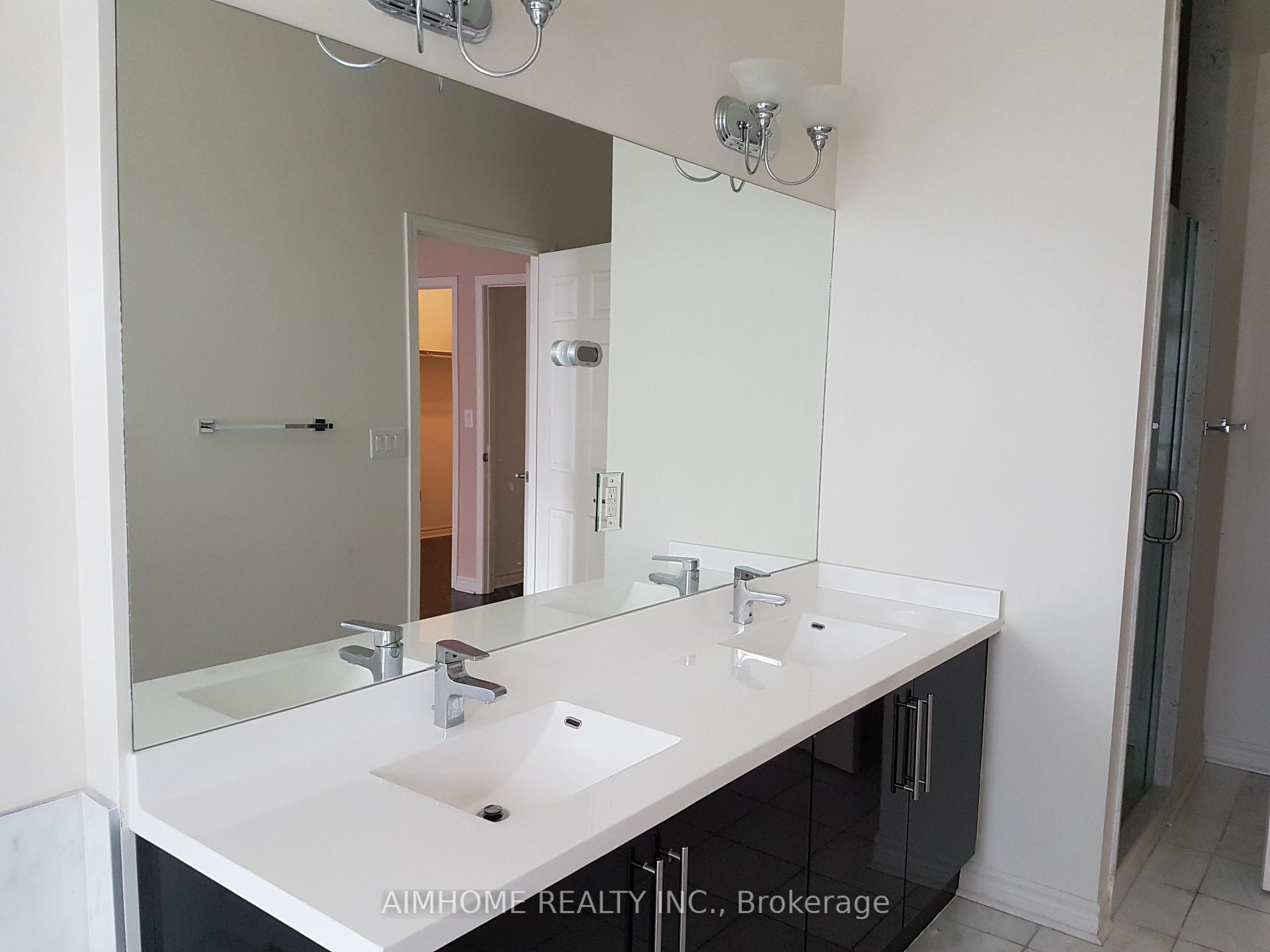 Photo 22 of Unit 46, 7 Brighton Place, Vaughan, Crestwood-Springfarm-Yorkhill — HOMEH