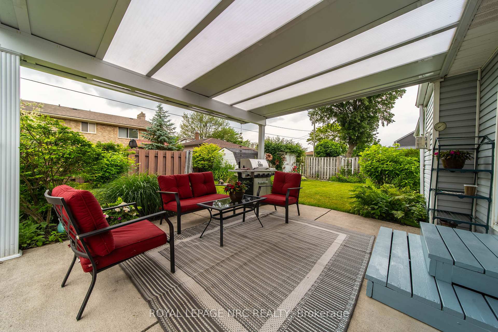 Photo 22 of 135 Green Pointe Drive, Welland, N. Welland — HOMEH