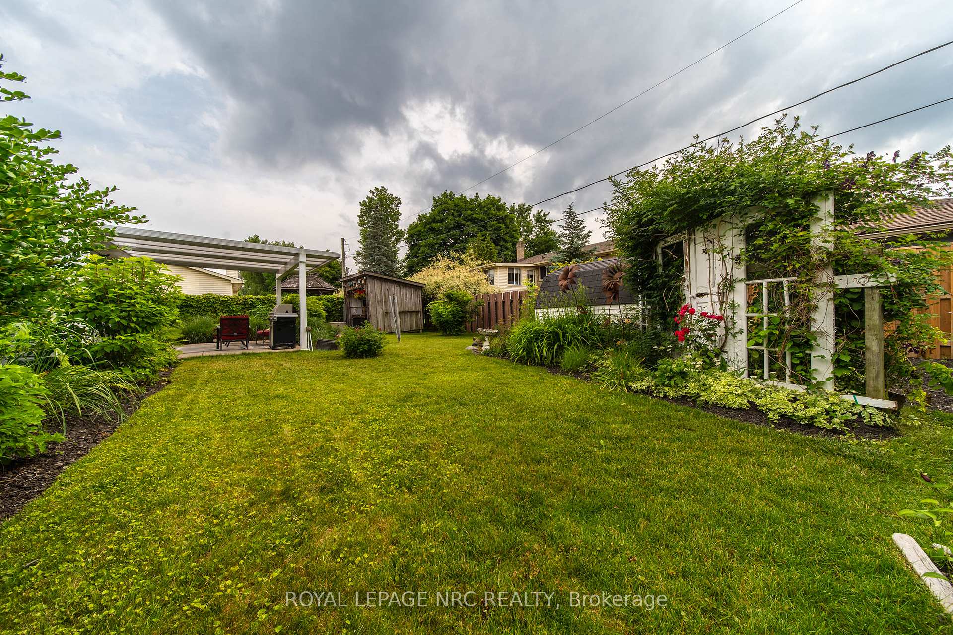 Photo 26 of 135 Green Pointe Drive, Welland, N. Welland — HOMEH