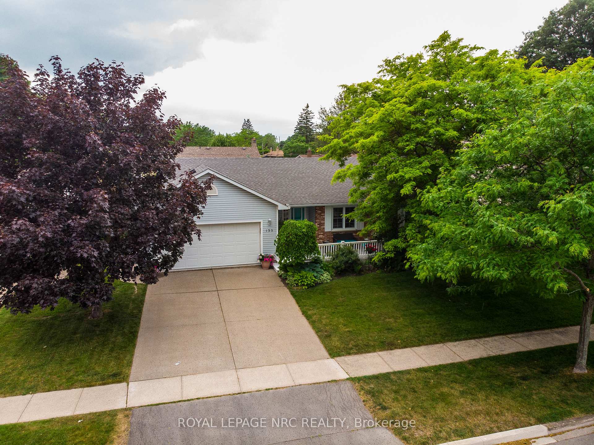 Photo 38 of 135 Green Pointe Drive, Welland, N. Welland — HOMEH