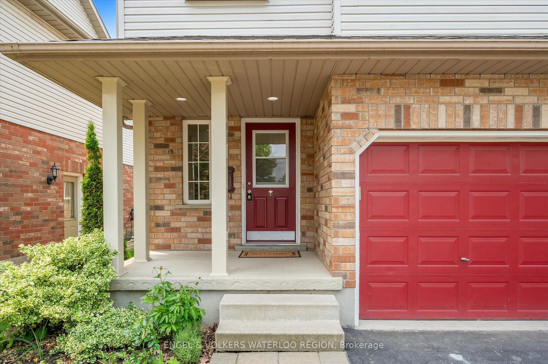 Photo 3 of 457 Brigantine Drive, Waterloo — HOMEH