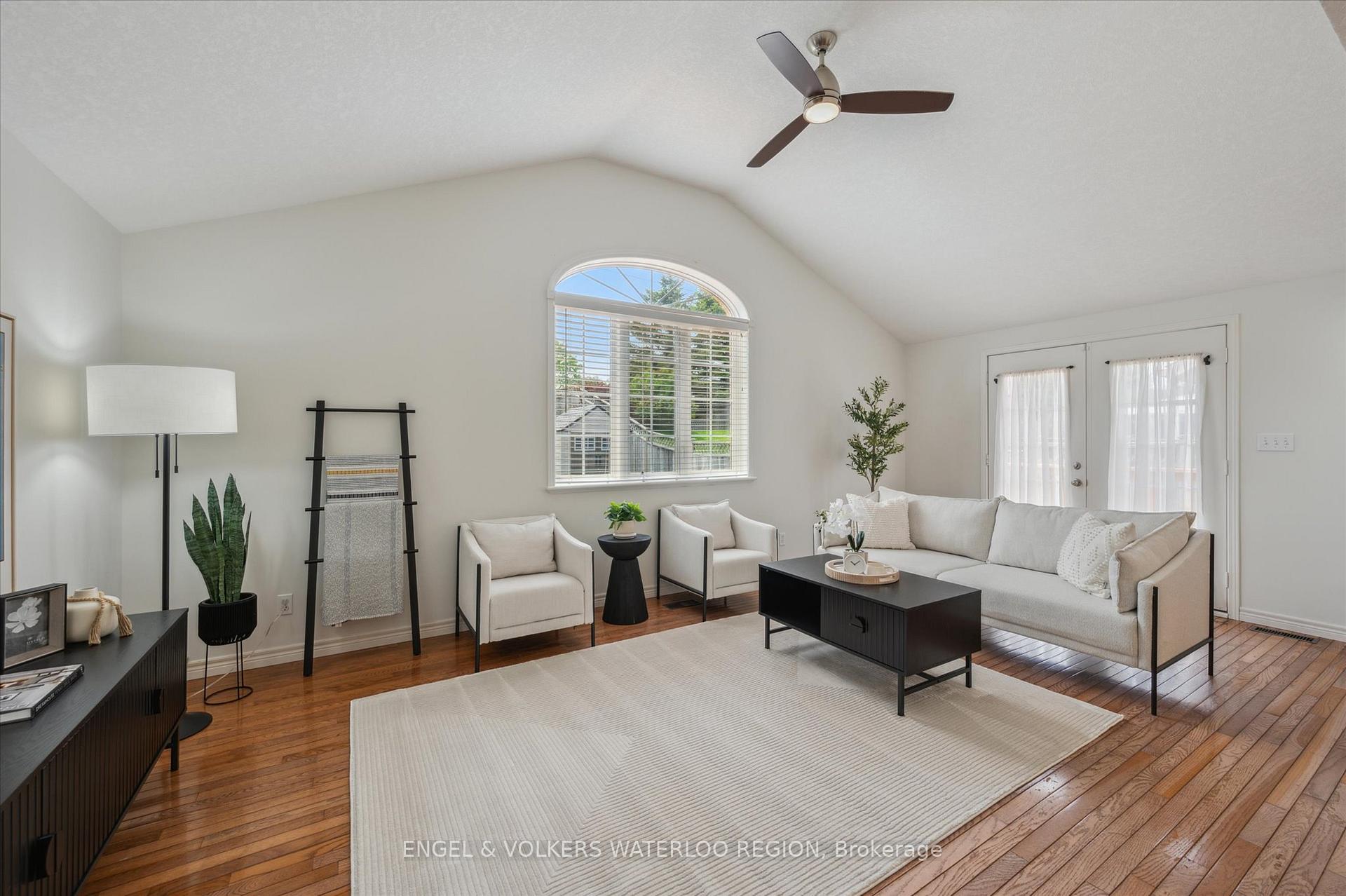 Photo 14 of 457 Brigantine Drive, Waterloo — HOMEH