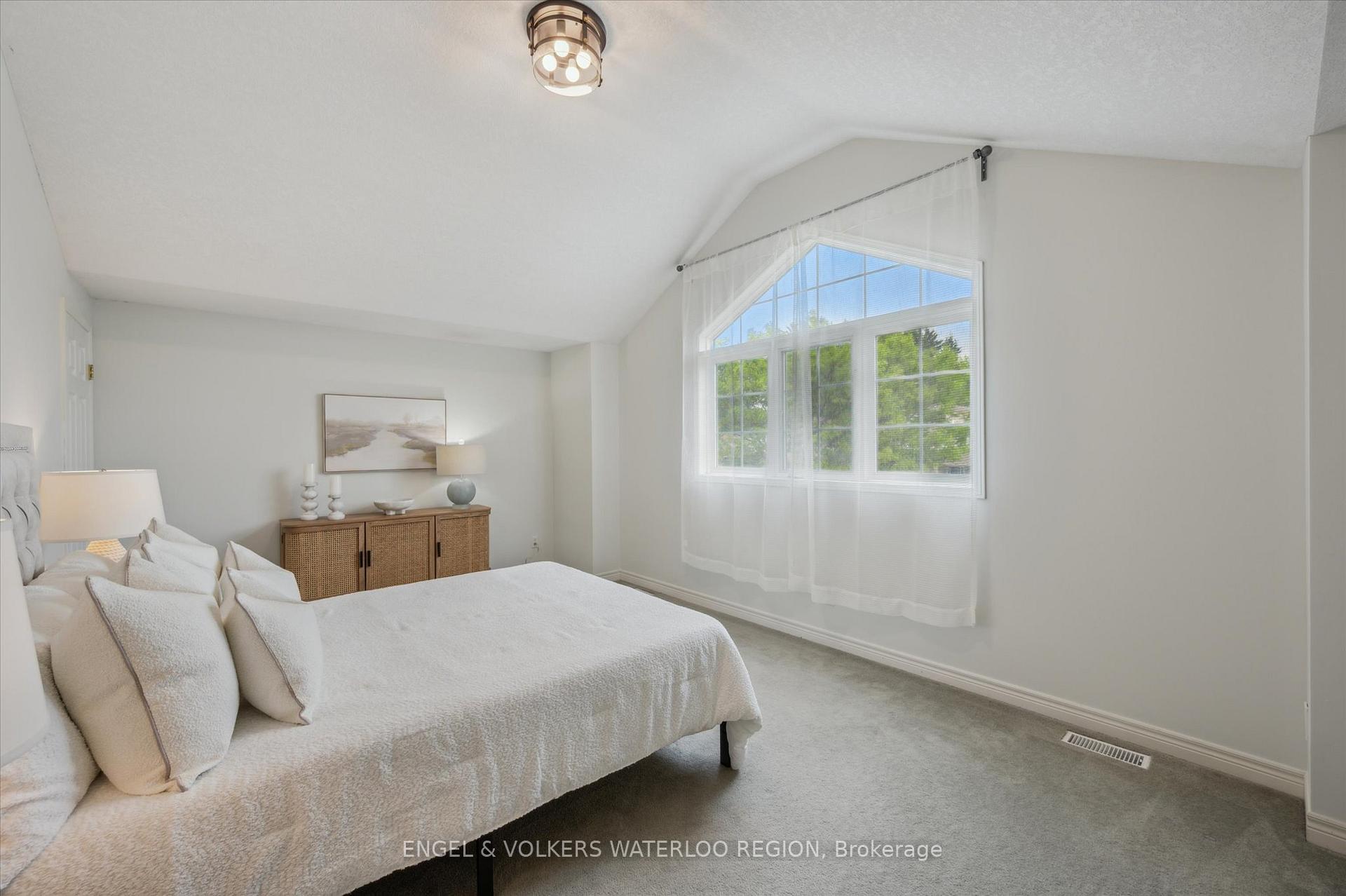 Photo 19 of 457 Brigantine Drive, Waterloo — HOMEH