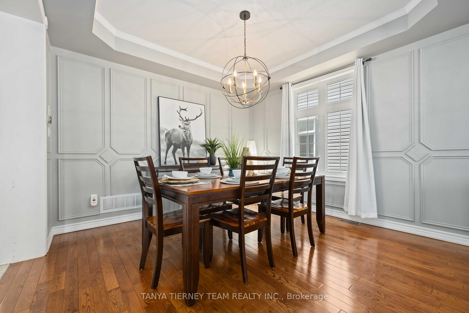 Photo 8 of 161 Carnwith Drive W, Whitby, Brooklin — HOMEH