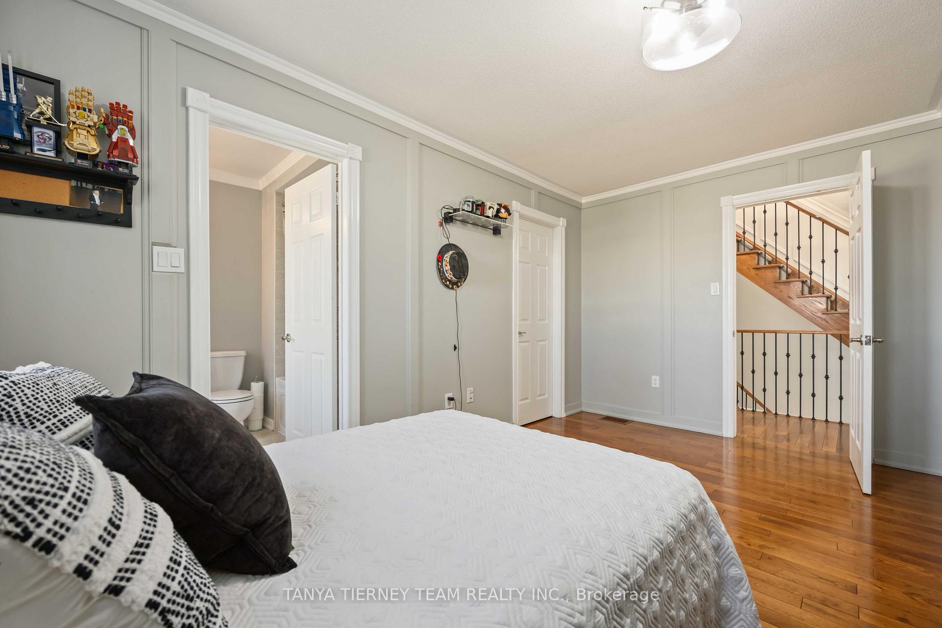 Photo 22 of 161 Carnwith Drive W, Whitby, Brooklin — HOMEH