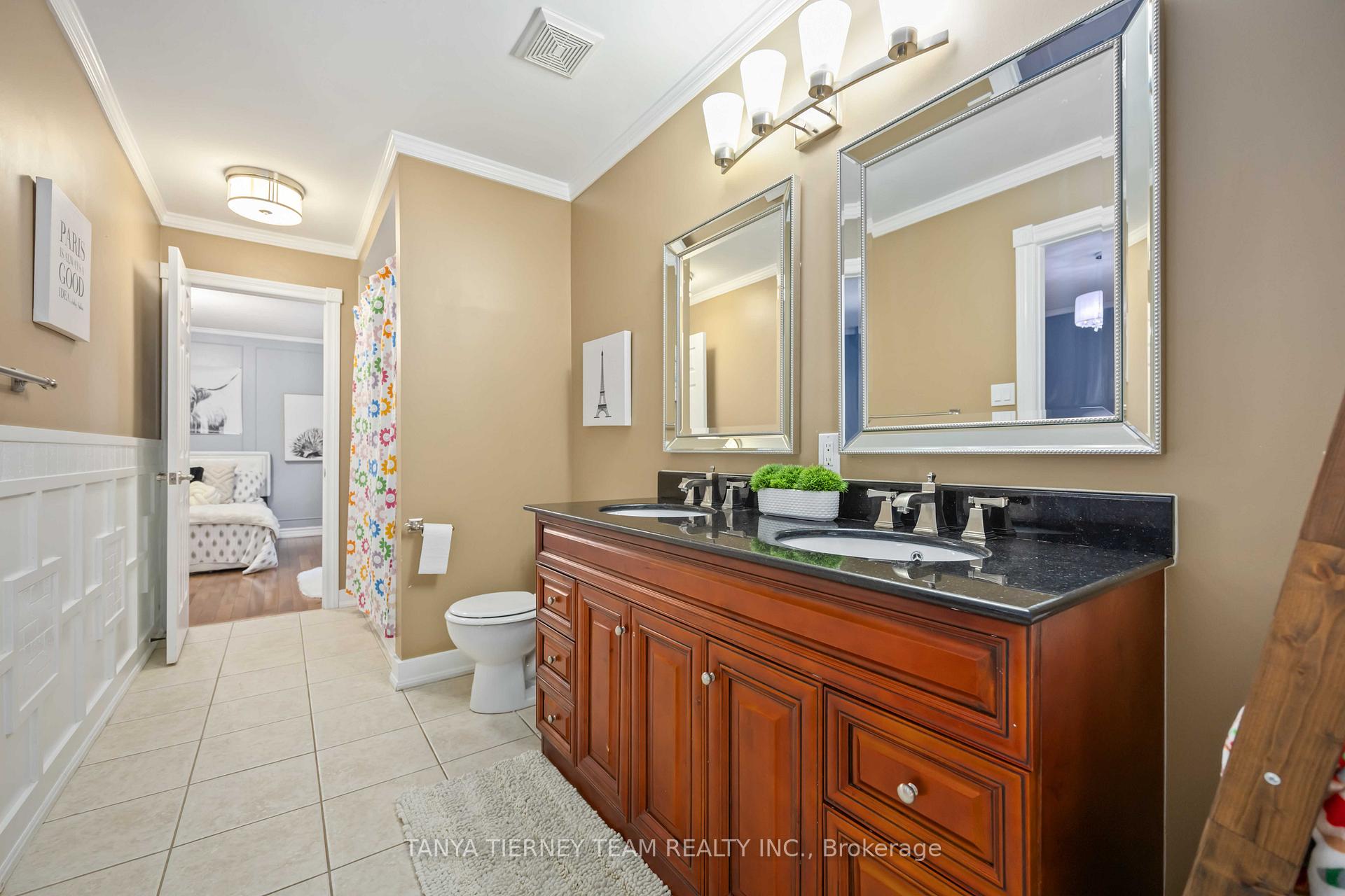 Photo 26 of 161 Carnwith Drive W, Whitby, Brooklin — HOMEH