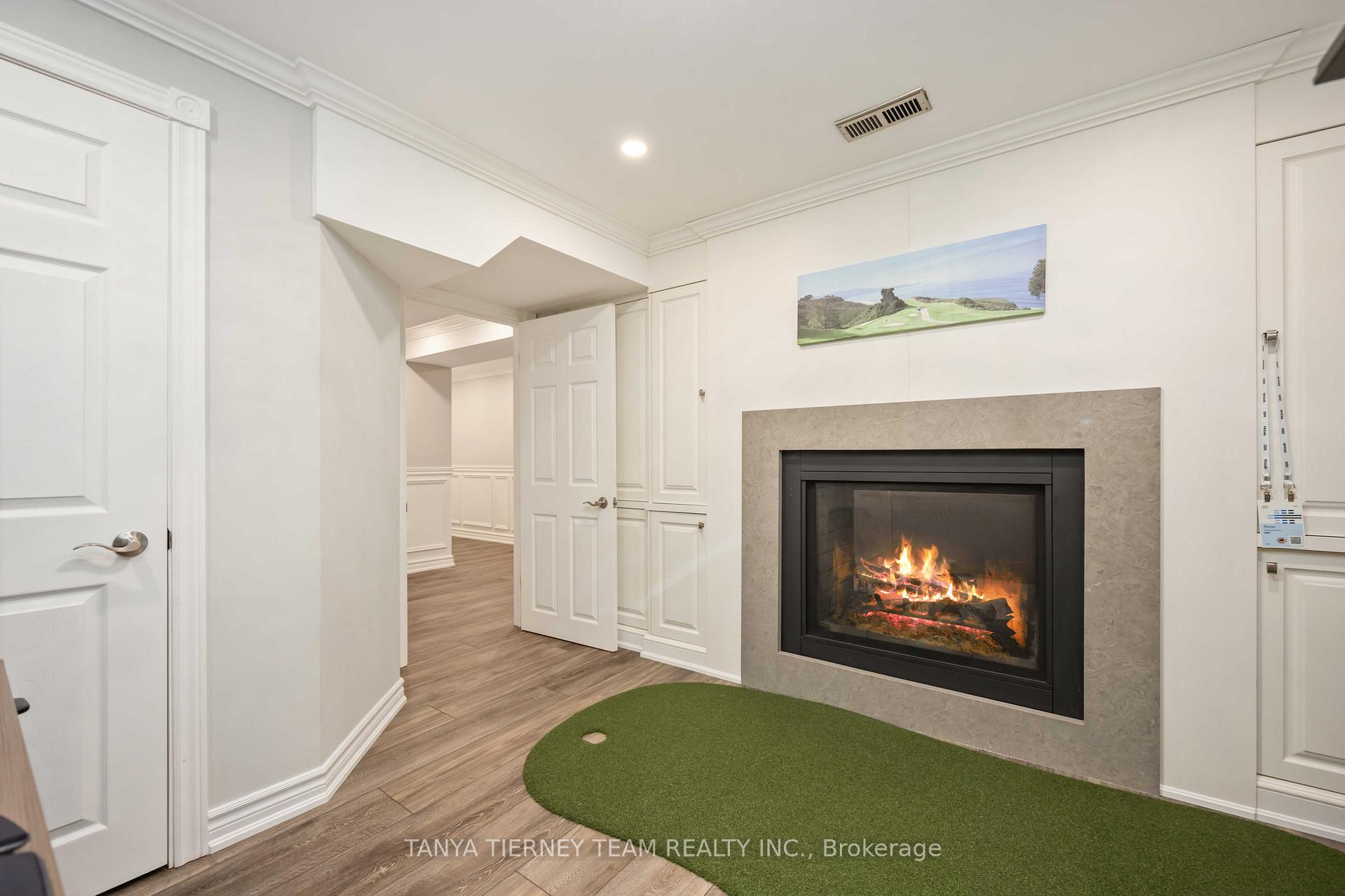 Photo 41 of 161 Carnwith Drive W, Whitby, Brooklin — HOMEH