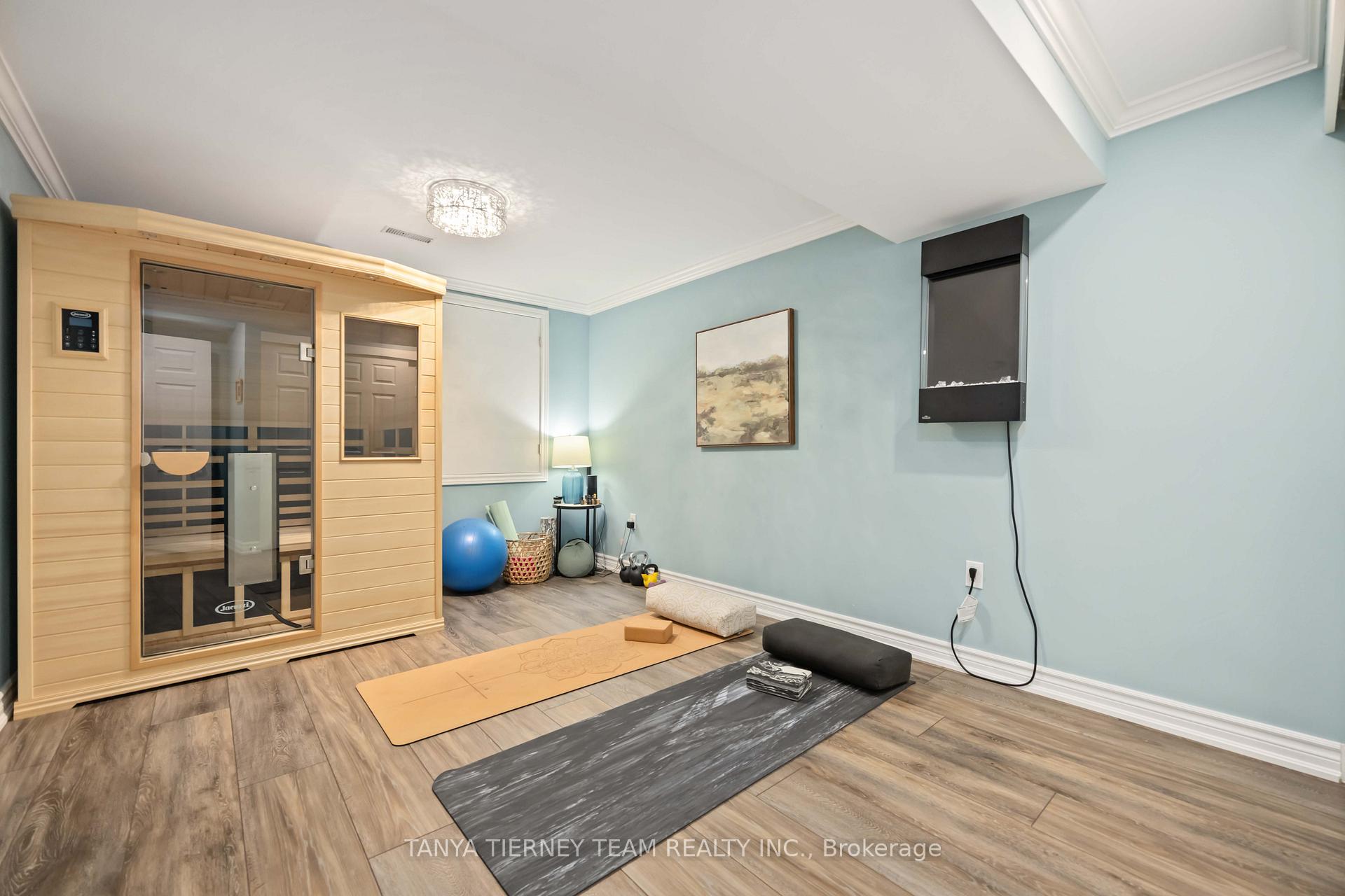 Photo 43 of 161 Carnwith Drive W, Whitby, Brooklin — HOMEH