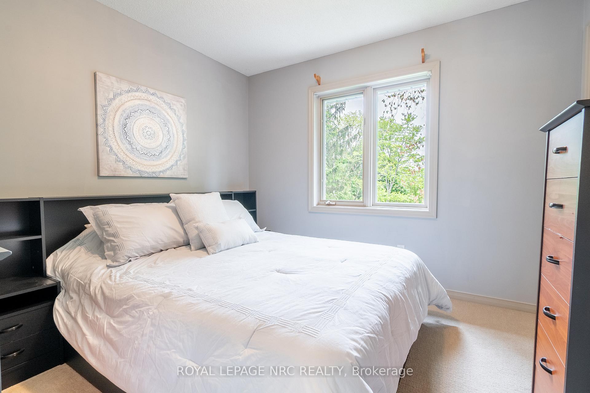 Photo 21 of 70 Stefanie Crescent, Welland, Prince Charles — HOMEH