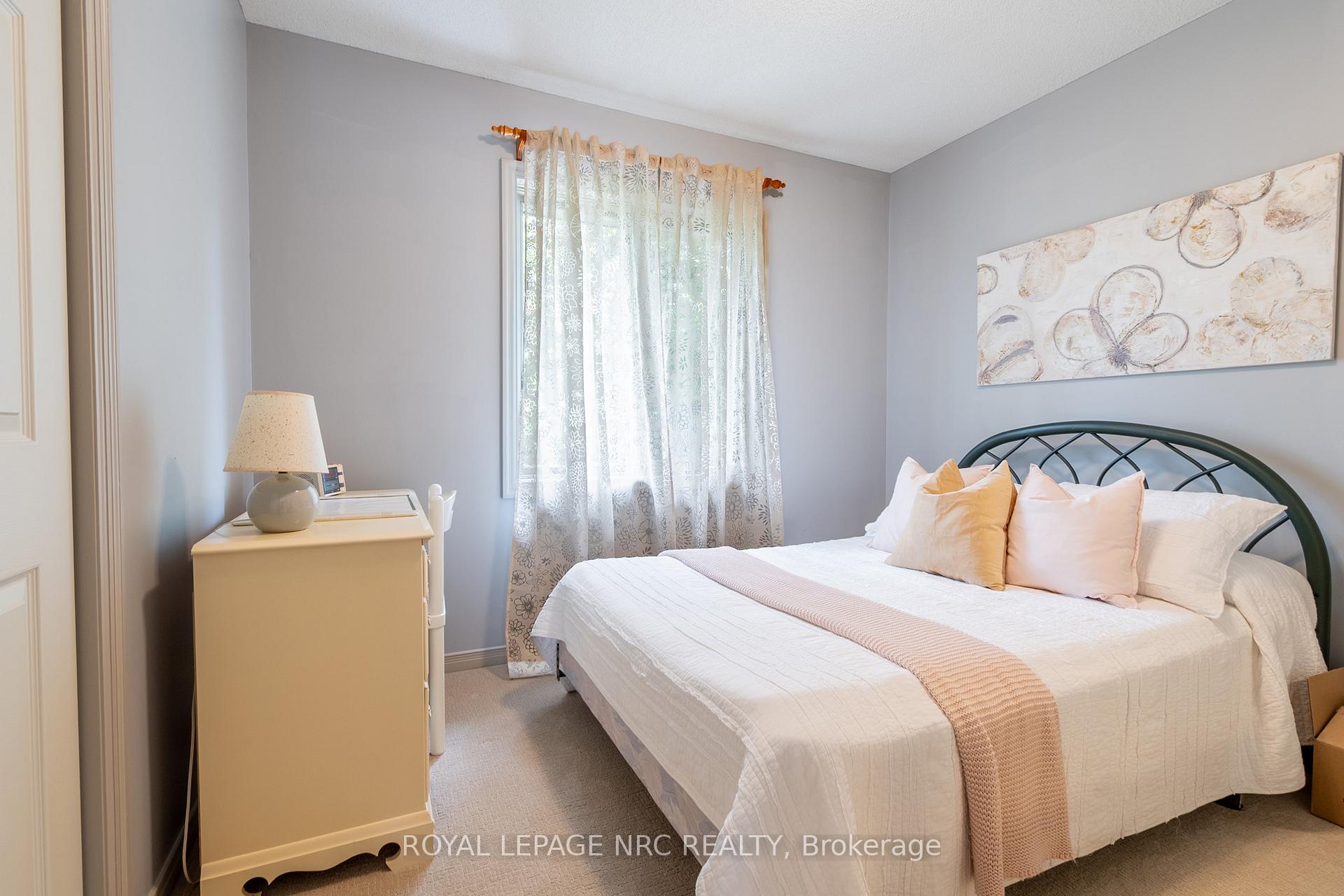 Photo 22 of 70 Stefanie Crescent, Welland, Prince Charles — HOMEH