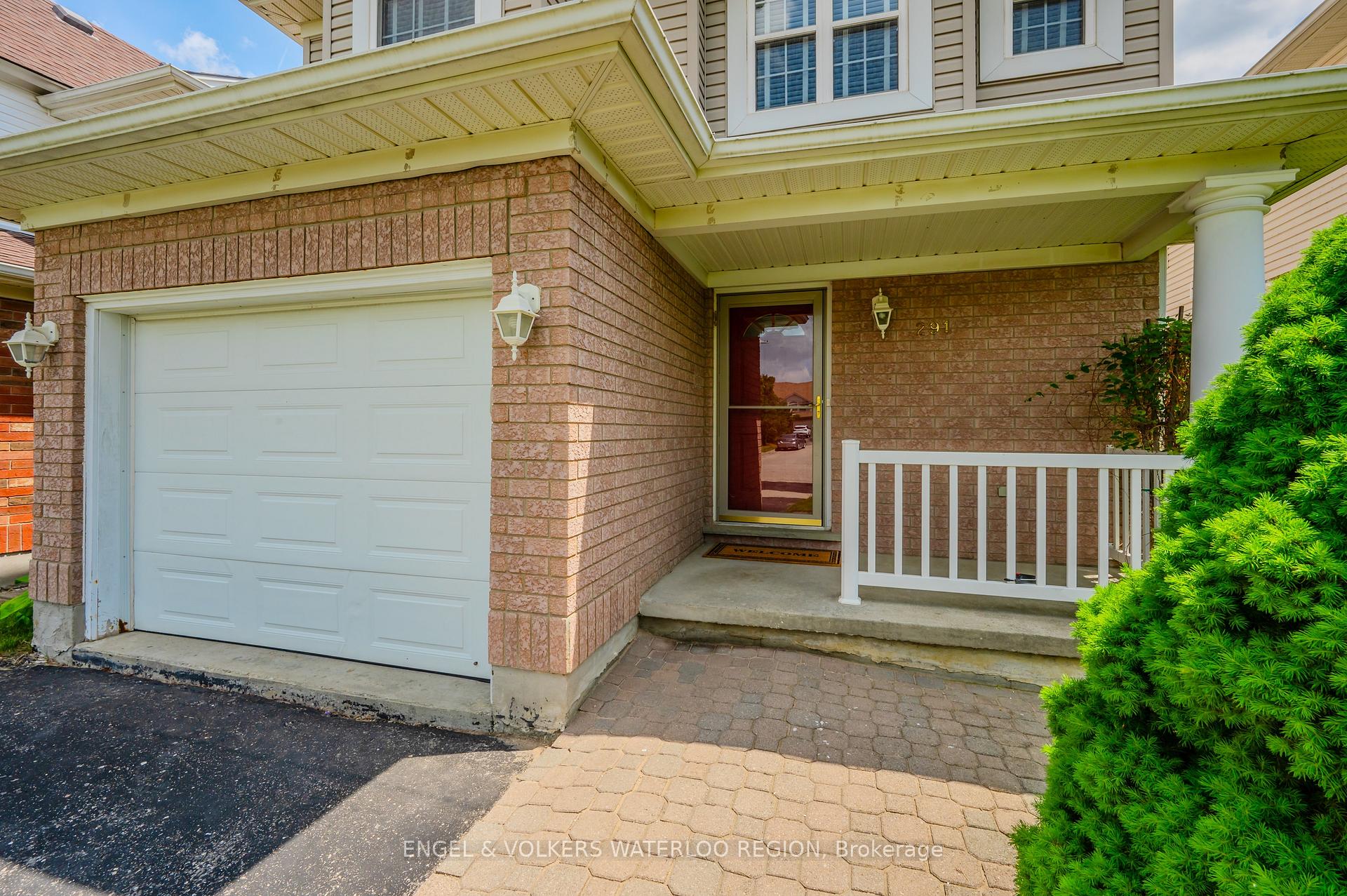 Photo 4 of 291 Pineland Place, Waterloo — HOMEH