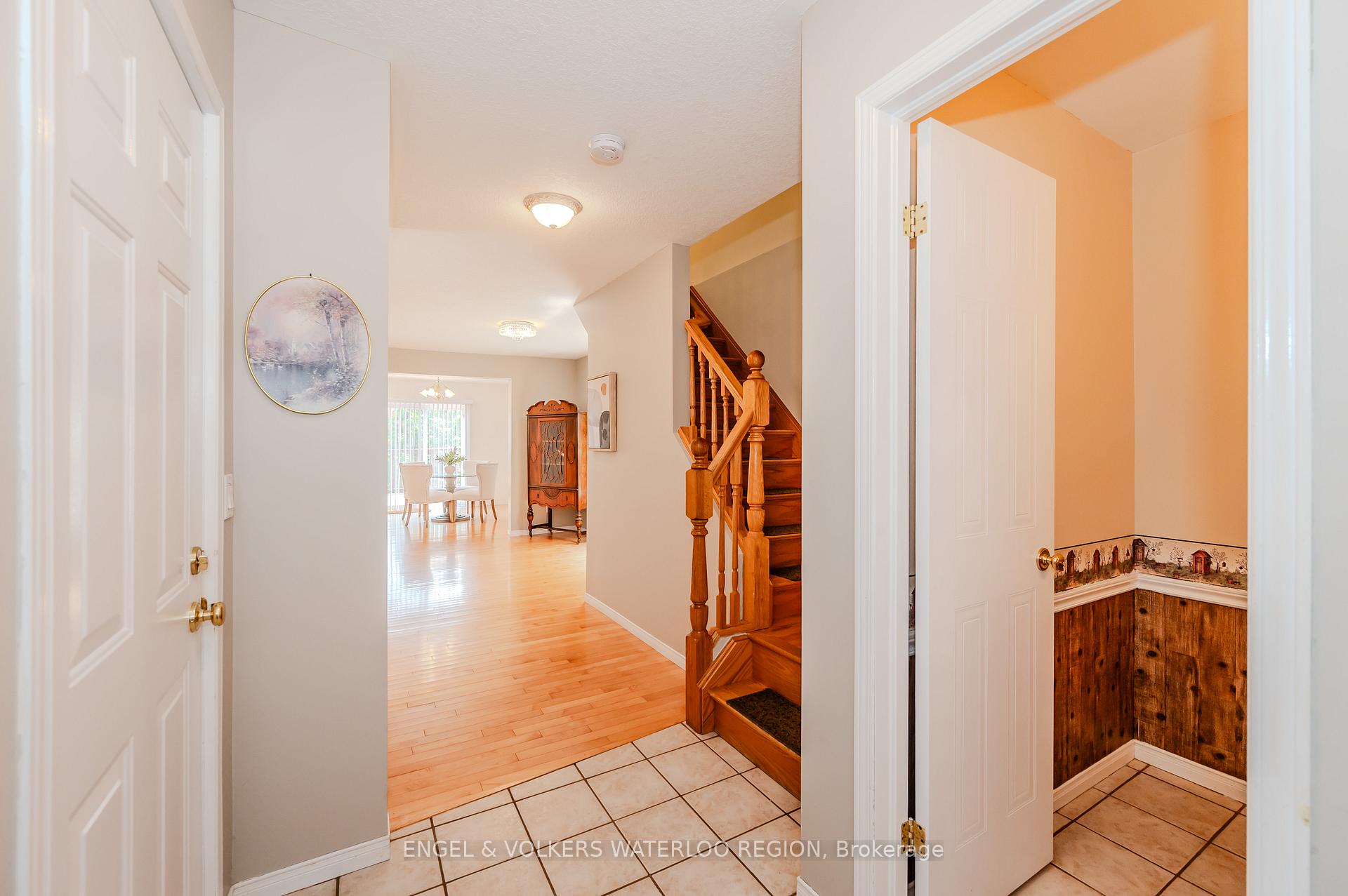 Photo 6 of 291 Pineland Place, Waterloo — HOMEH