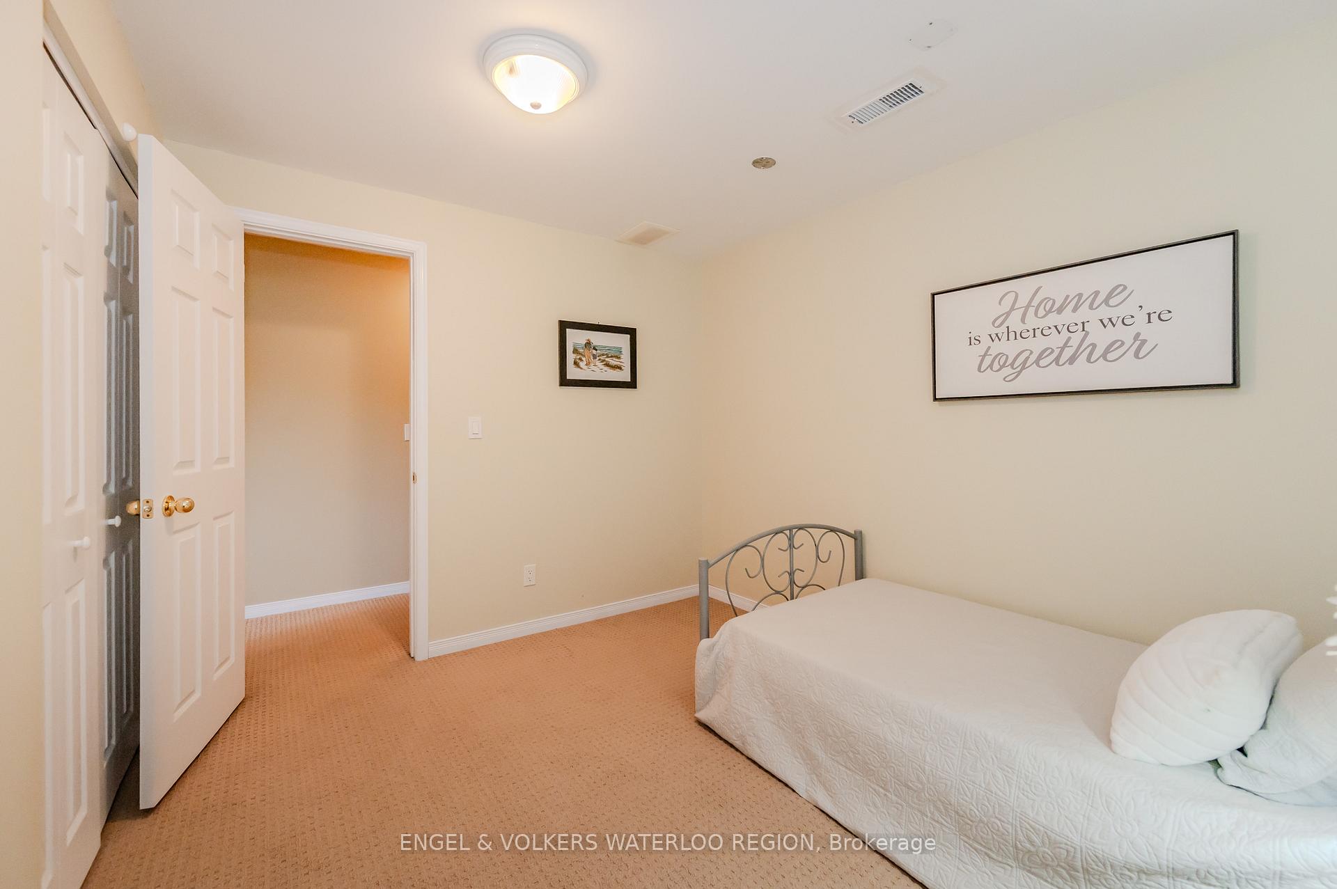 Photo 33 of 291 Pineland Place, Waterloo — HOMEH