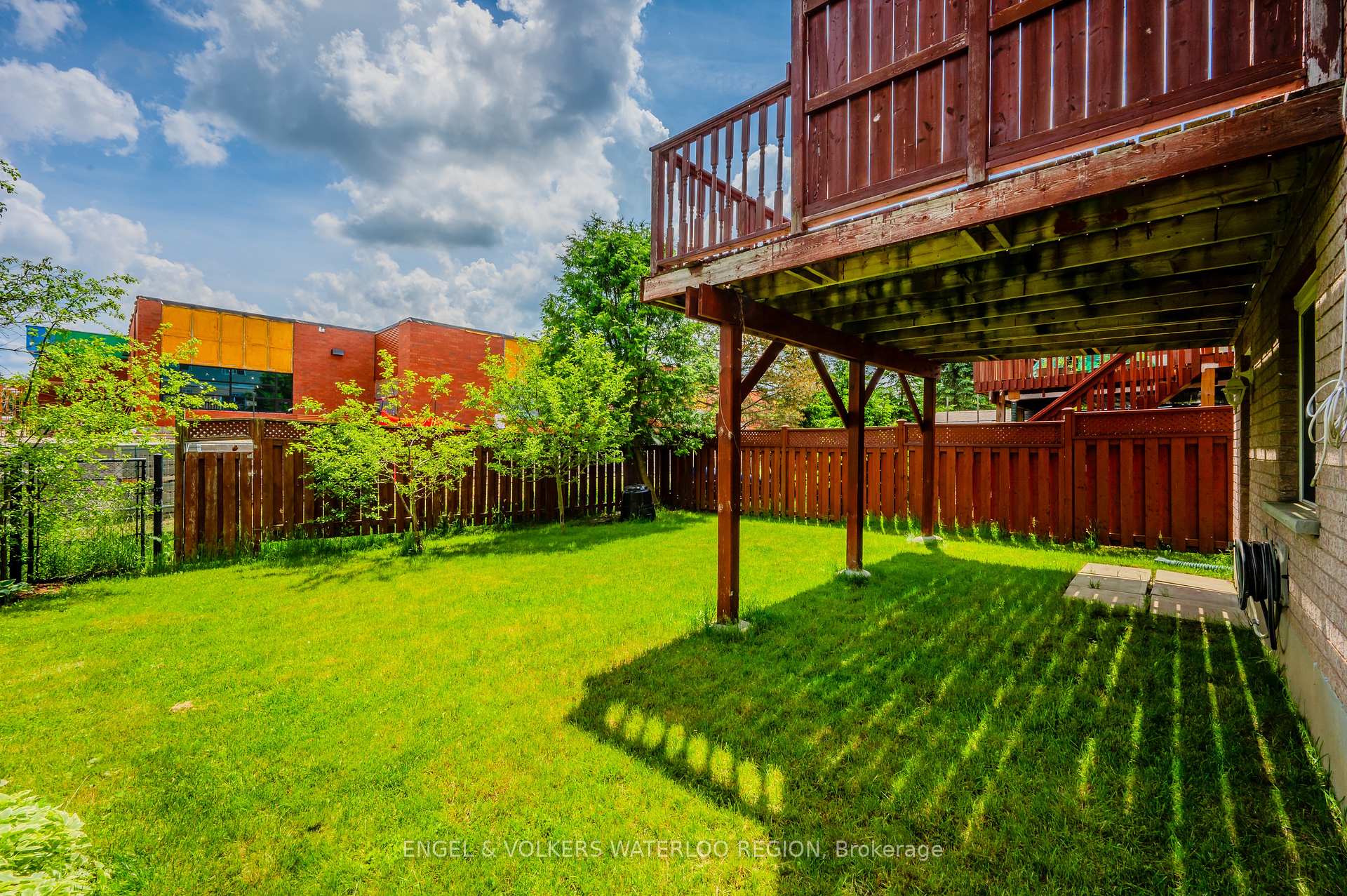 Photo 39 of 291 Pineland Place, Waterloo — HOMEH