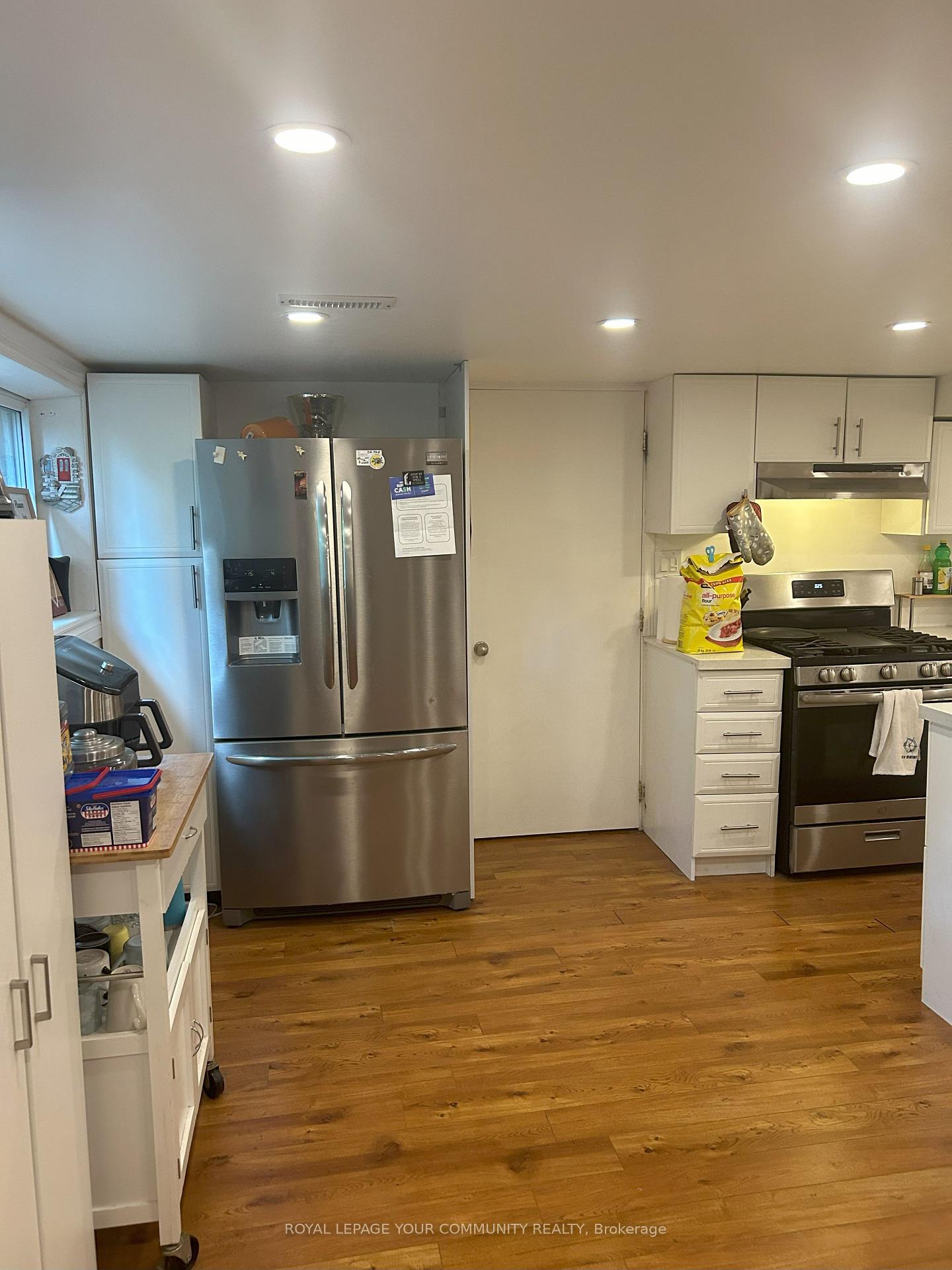 Photo 9 of 46 Netherford Road, Vaughan, Maple — HOMEH