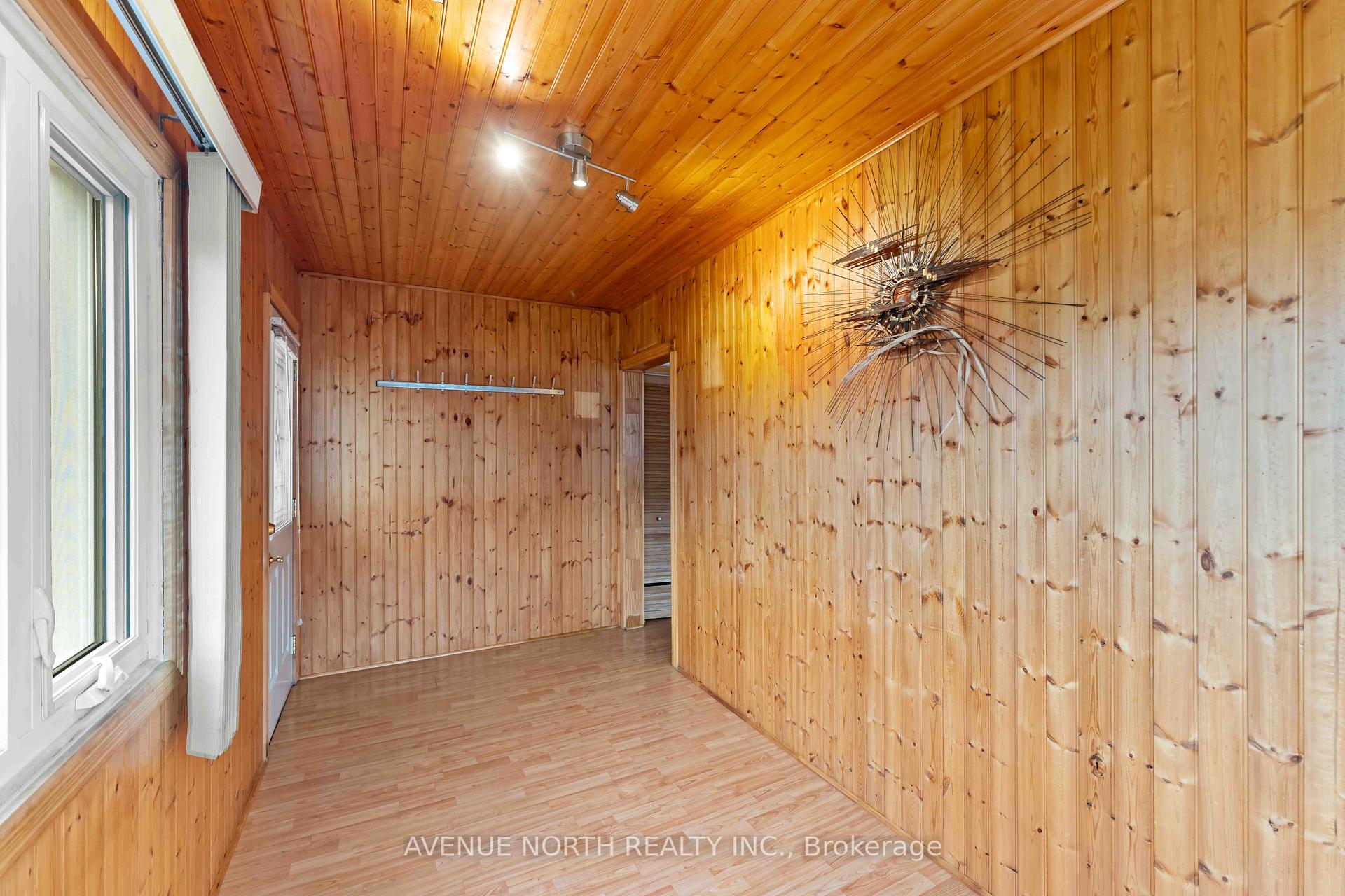 Photo 7 of 177 Compton Avenue, Ottawa, Woodroffe — HOMEH