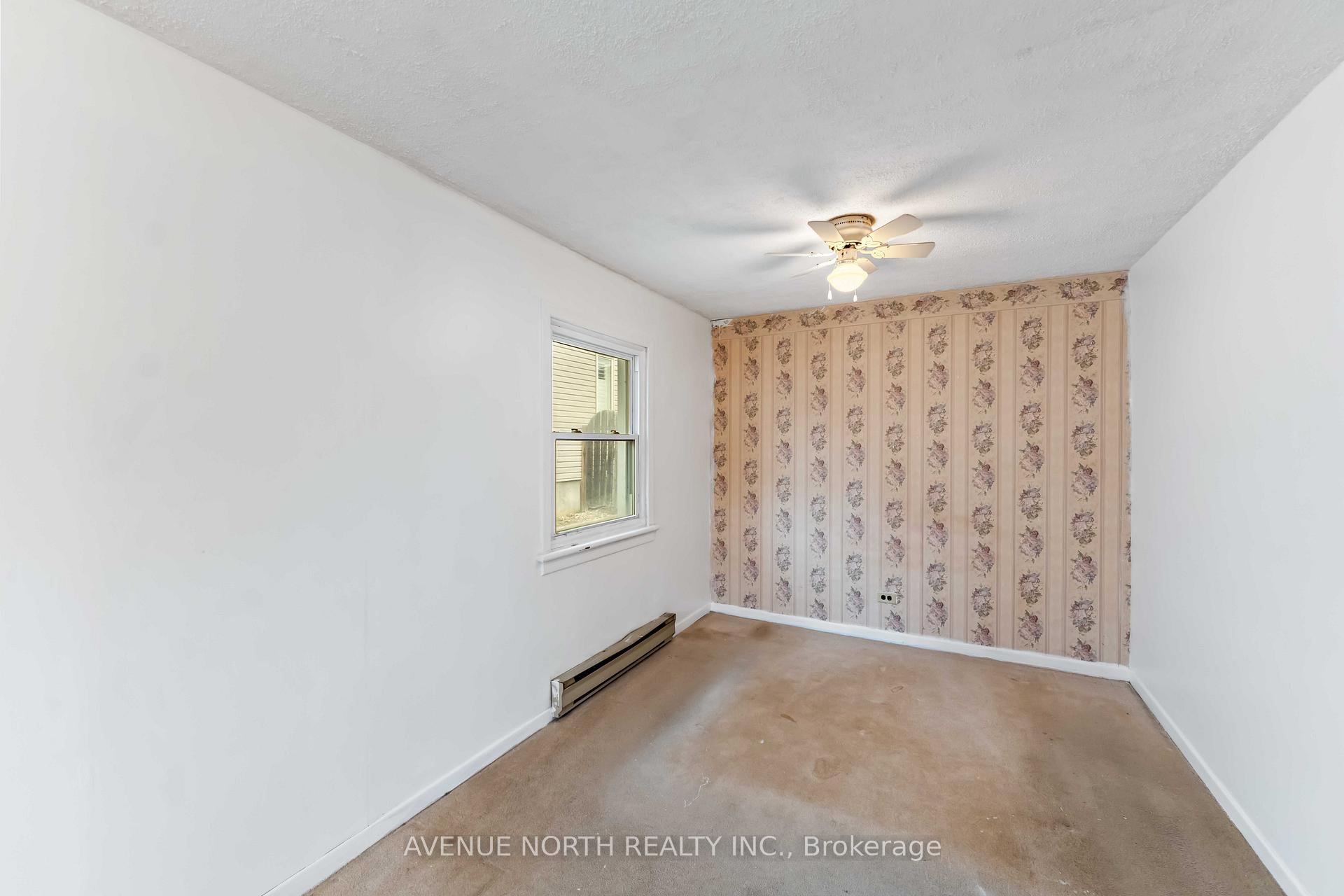 Photo 19 of 177 Compton Avenue, Ottawa, Woodroffe — HOMEH
