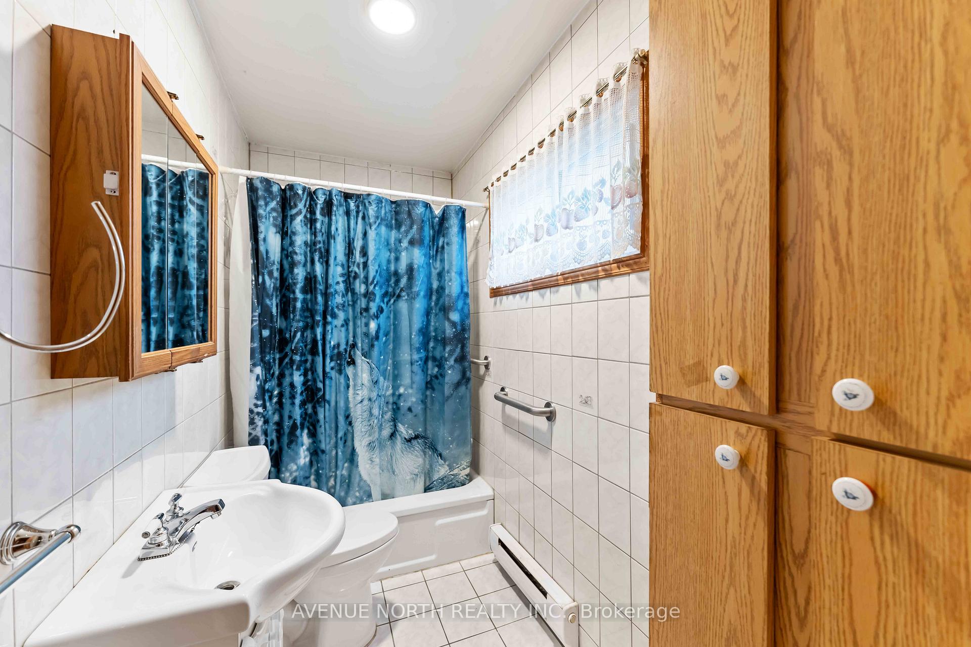 Photo 30 of 177 Compton Avenue, Ottawa, Woodroffe — HOMEH