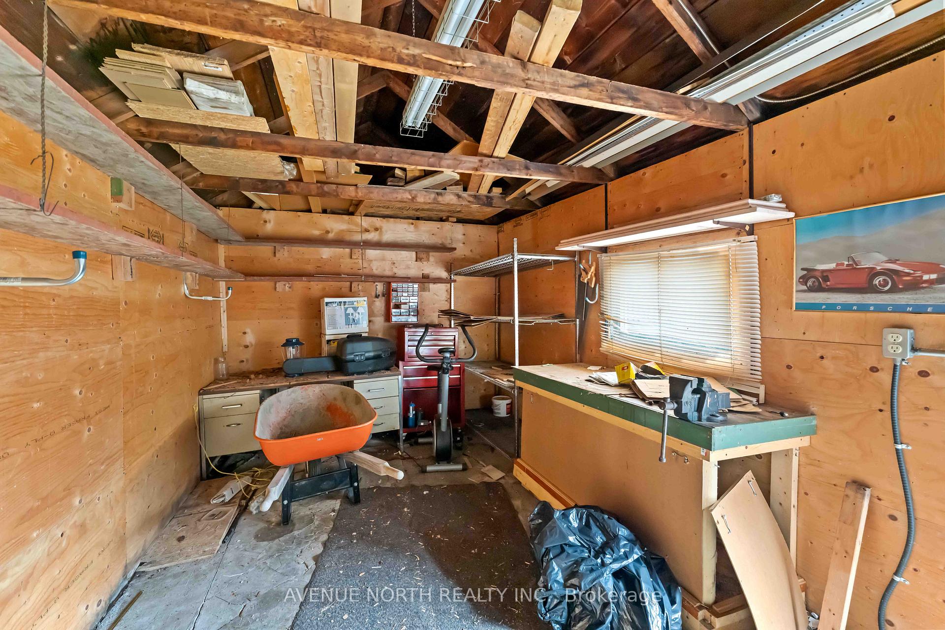 Photo 33 of 177 Compton Avenue, Ottawa, Woodroffe — HOMEH