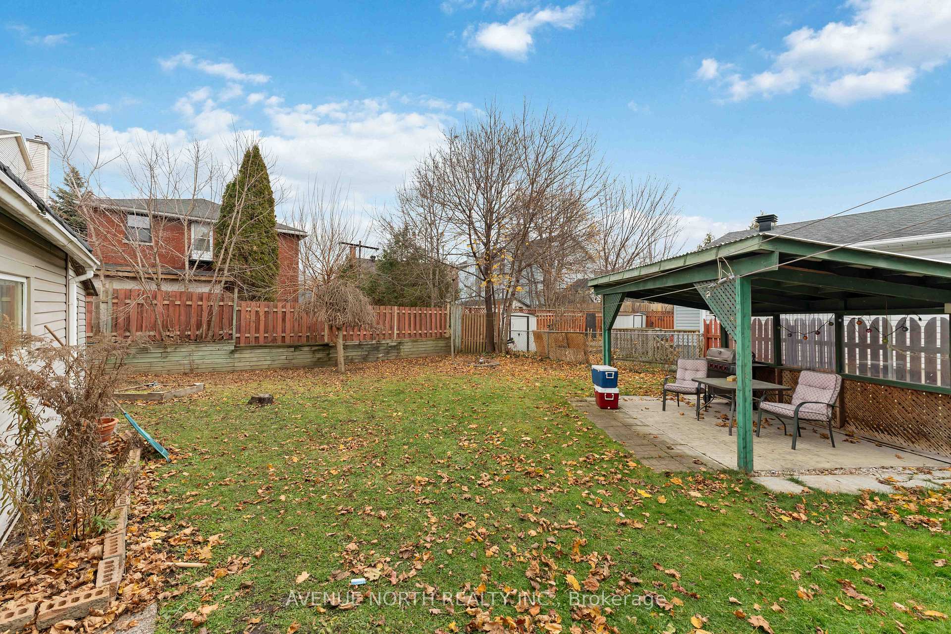 Photo 34 of 177 Compton Avenue, Ottawa, Woodroffe — HOMEH