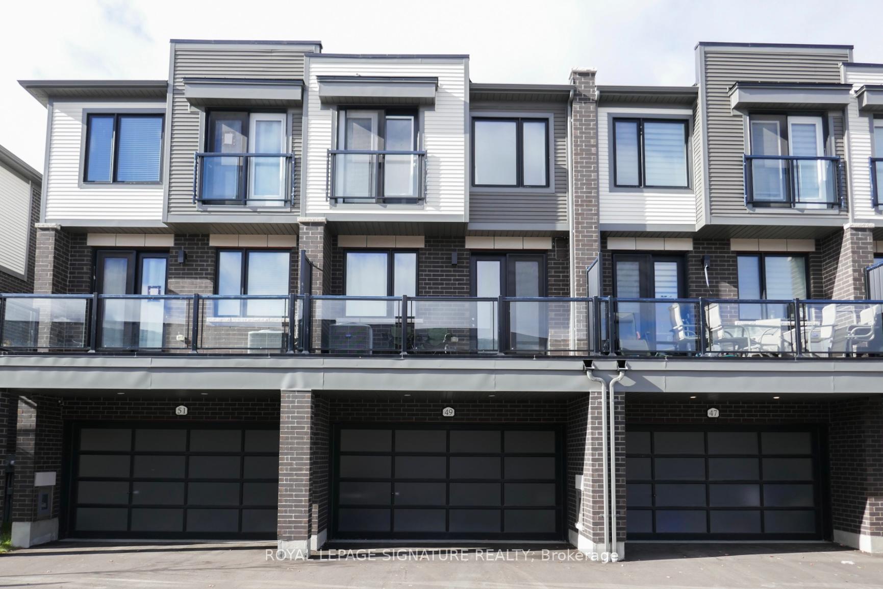 Photo 20 of 49 Sorbara Way, Whitby, Brooklin — HOMEH
