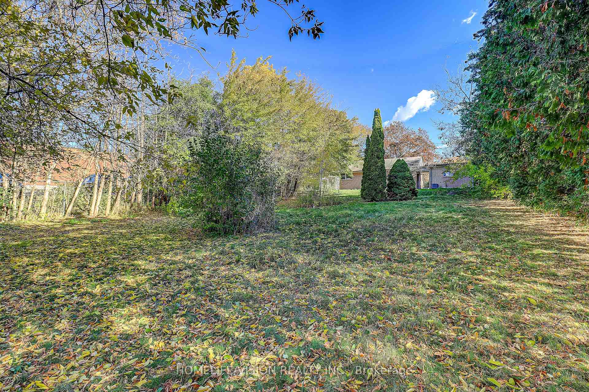 Photo 2 of 196 Garrard Road, Whitby, Blue Grass Meadows — HOMEH