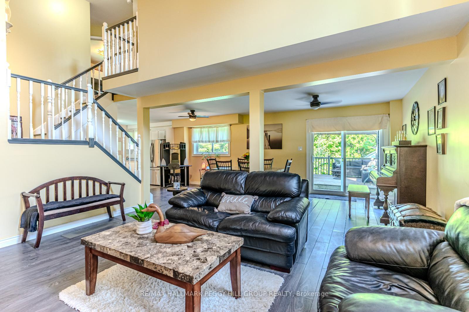 Photo 7 of 26 Royal Beech Drive, Wasaga Beach — HOMEH