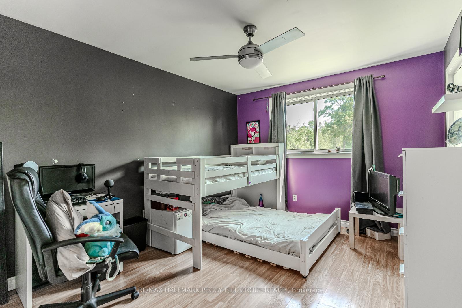 Photo 10 of 26 Royal Beech Drive, Wasaga Beach — HOMEH