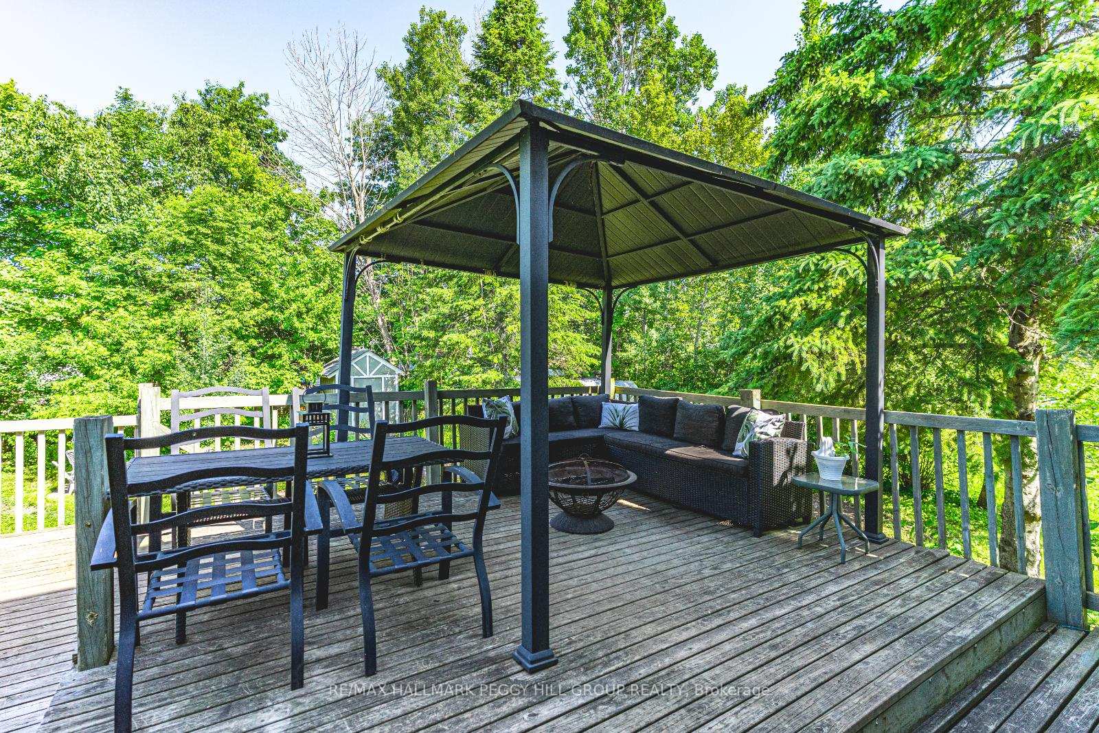 Photo 19 of 26 Royal Beech Drive, Wasaga Beach — HOMEH