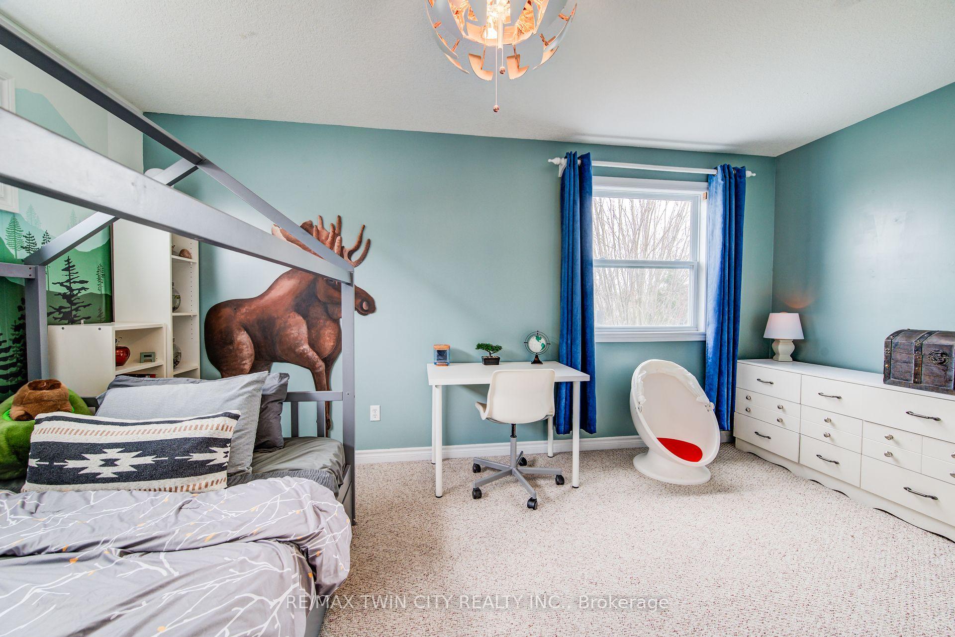 Photo 26 of 616 Frieburg Drive, Waterloo, Clair Hills — HOMEH